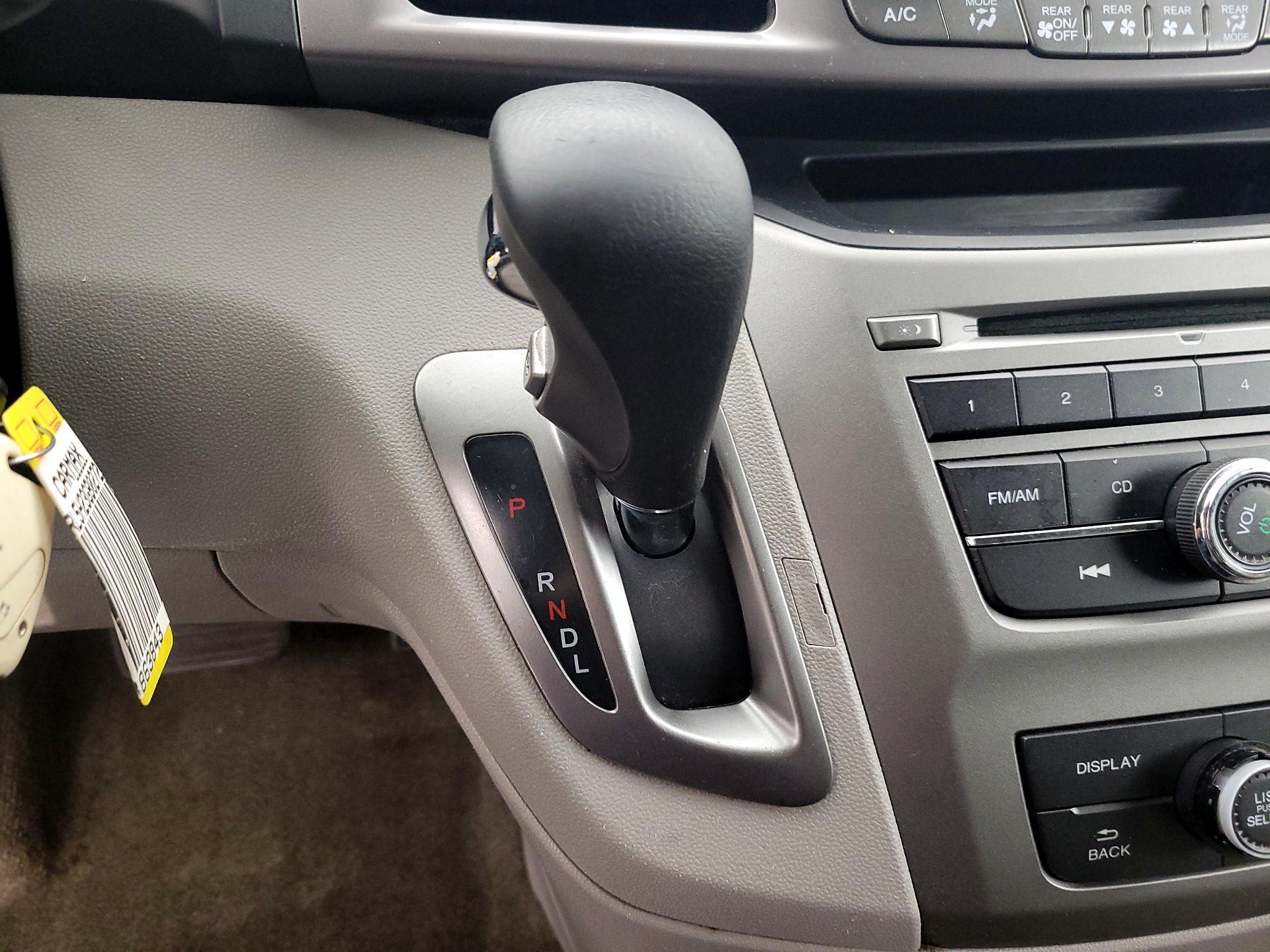 Thumbnail: 2016 Honda Odyssey - 14