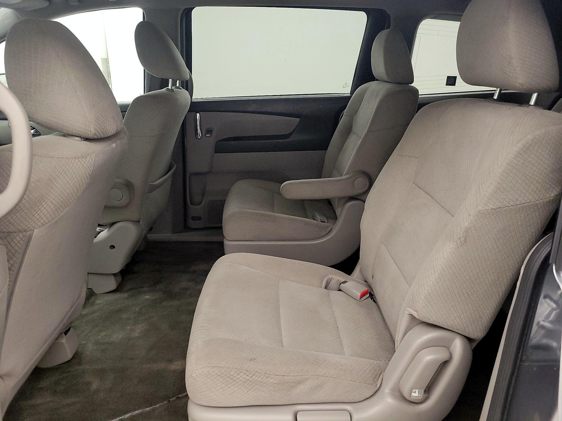 Thumbnail: 2016 Honda Odyssey - 16