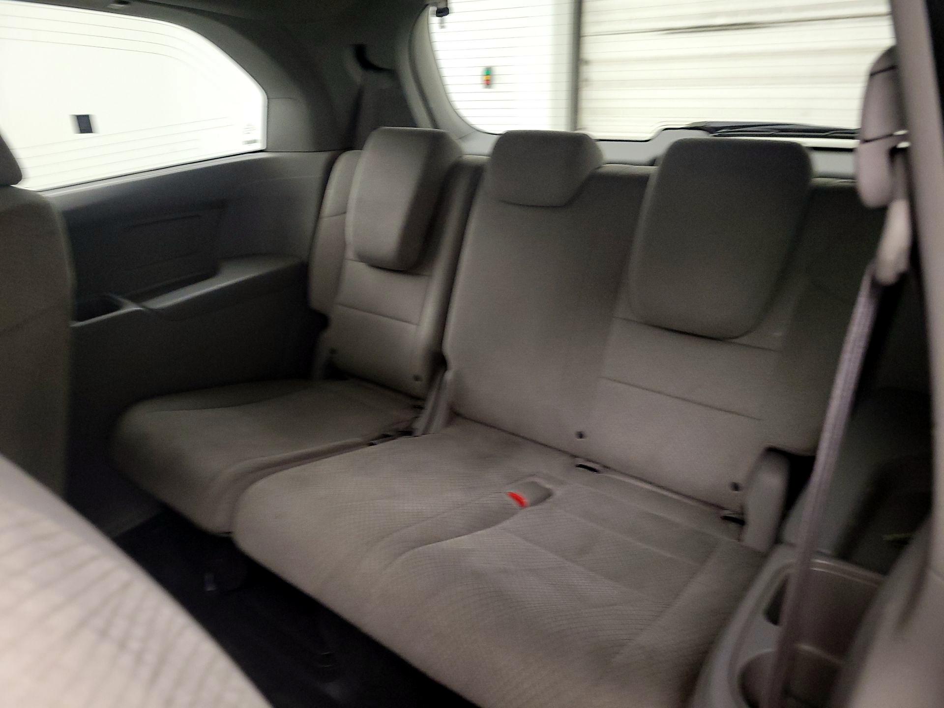 Thumbnail: 2016 Honda Odyssey - 17