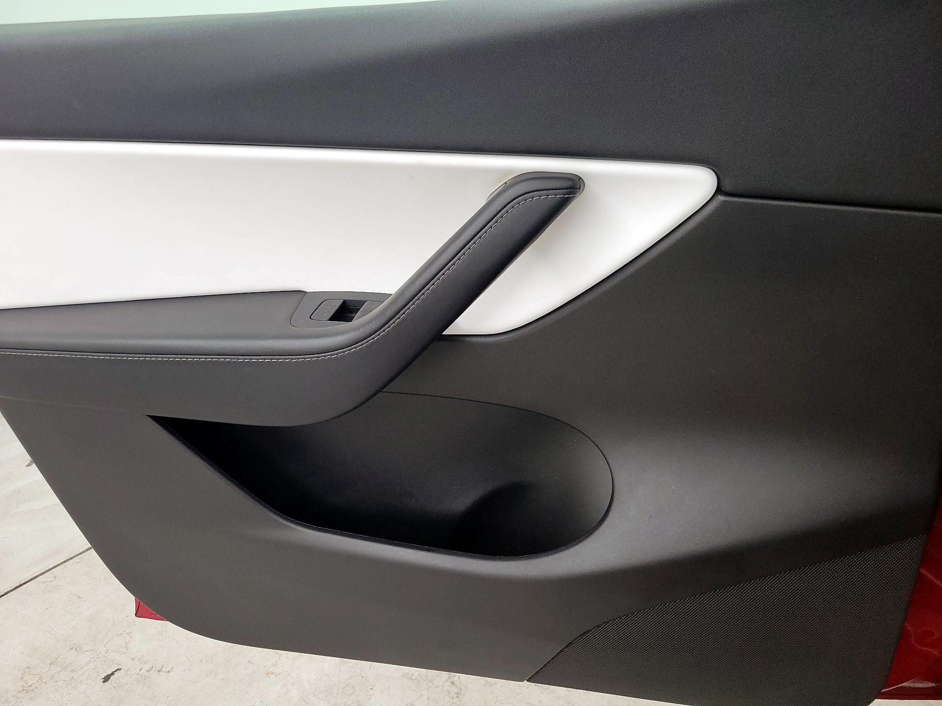 Thumbnail: 2021 Tesla Model Y - 12