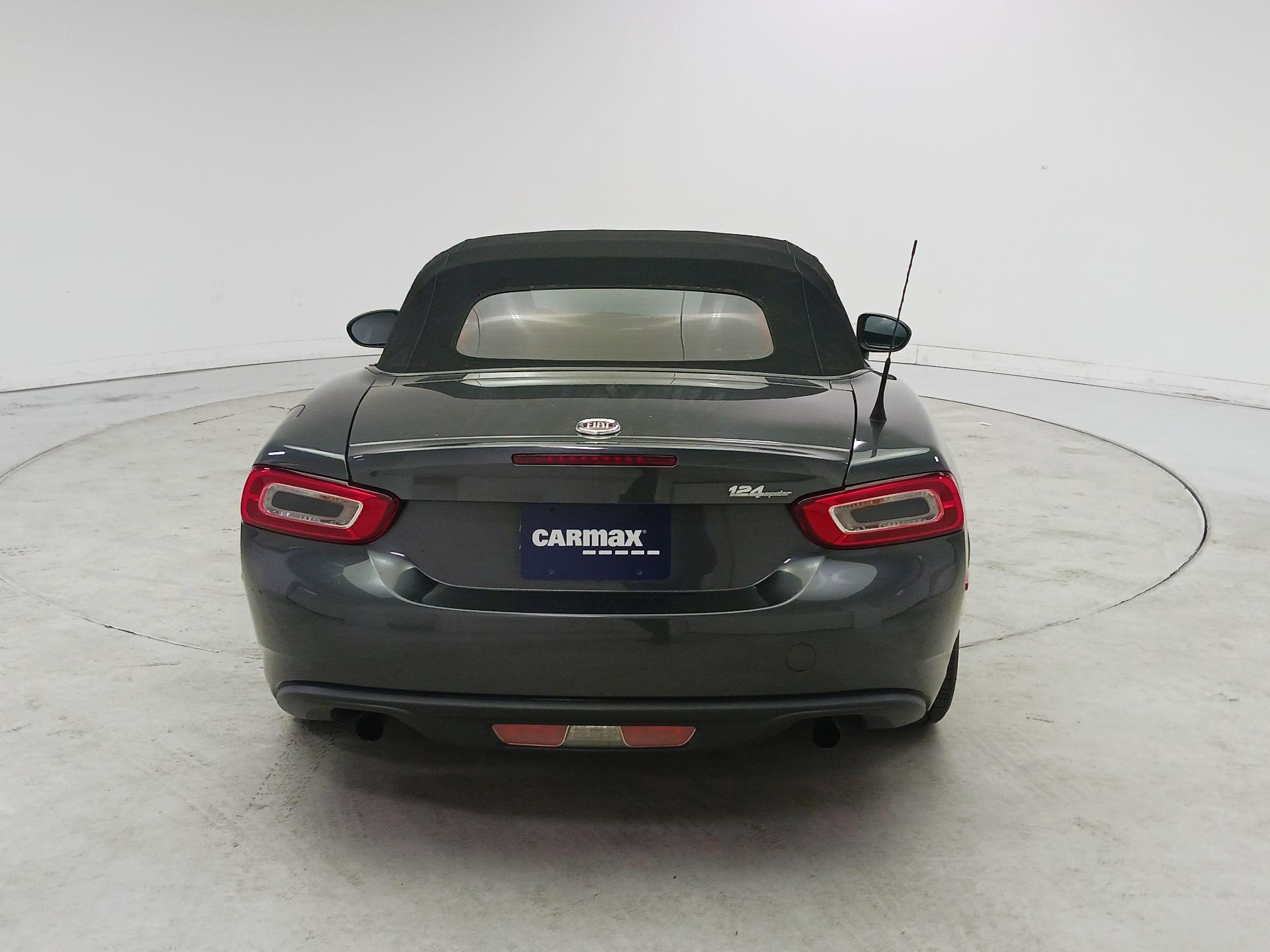 Thumbnail: 2018 Fiat 124 Spider - 6