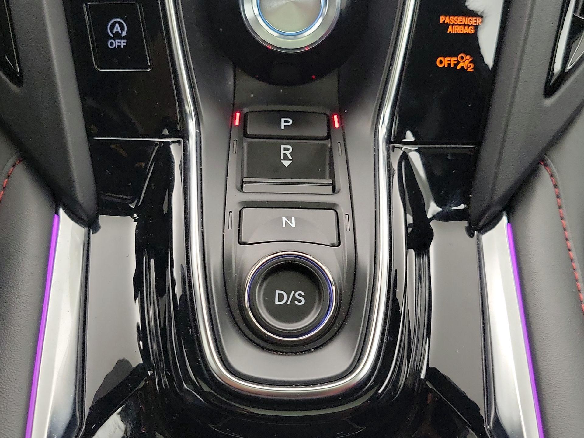 Thumbnail: 2025 Acura RDX - 18