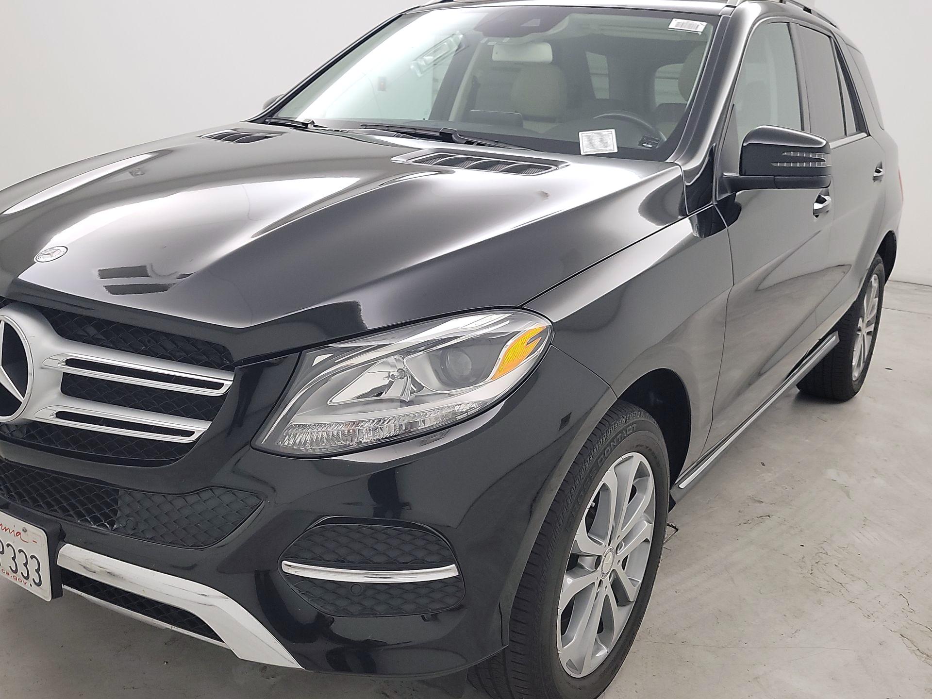 Thumbnail: 2016 Mercedes-Benz GLE - 3