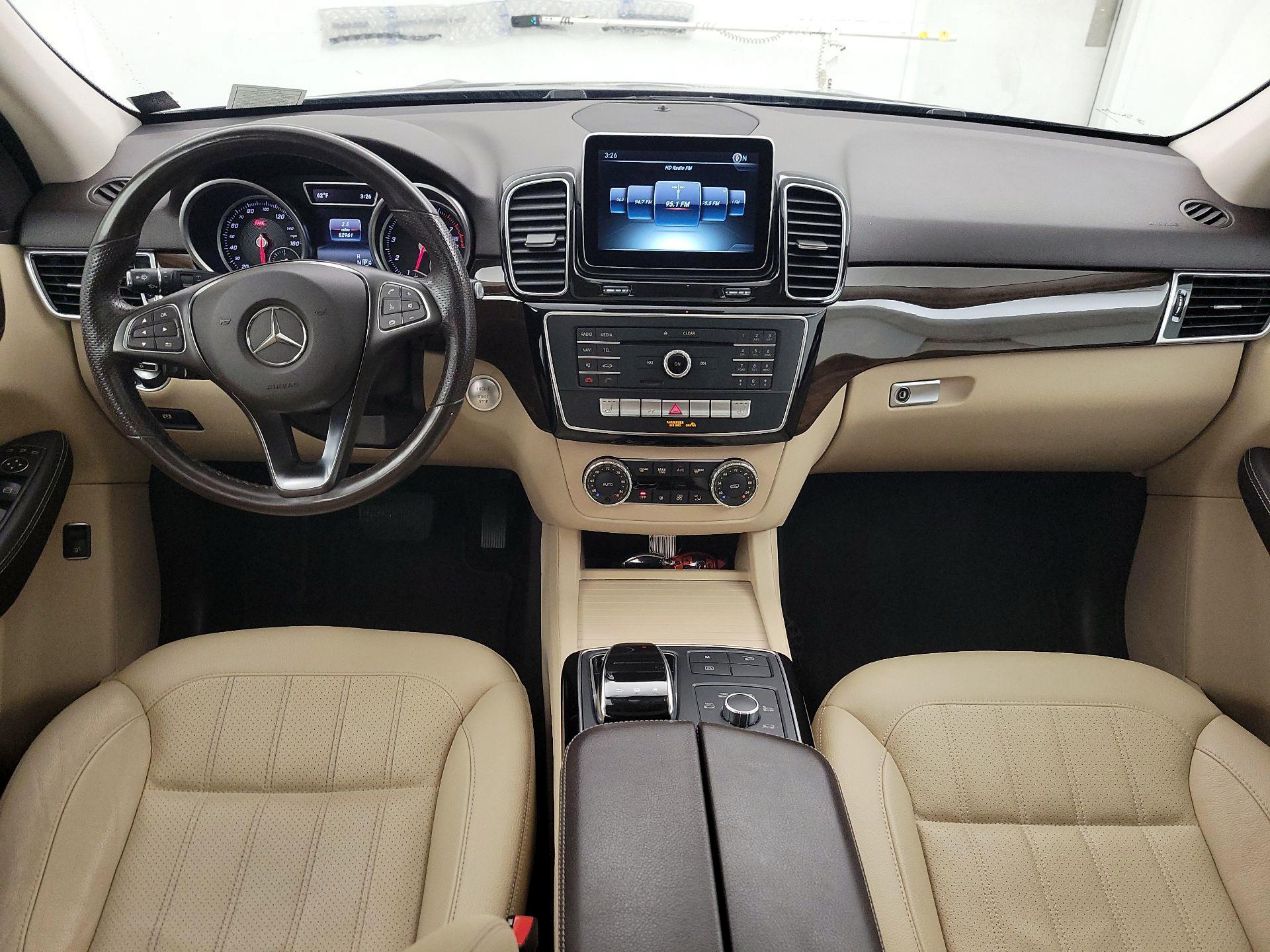 Thumbnail: 2016 Mercedes-Benz GLE - 8