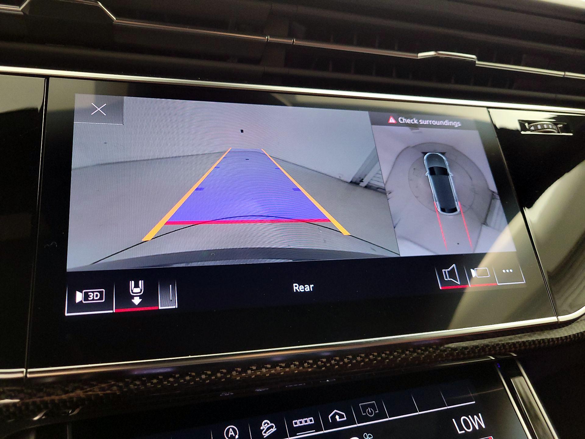 Thumbnail: 2022 Audi SQ8 - 15