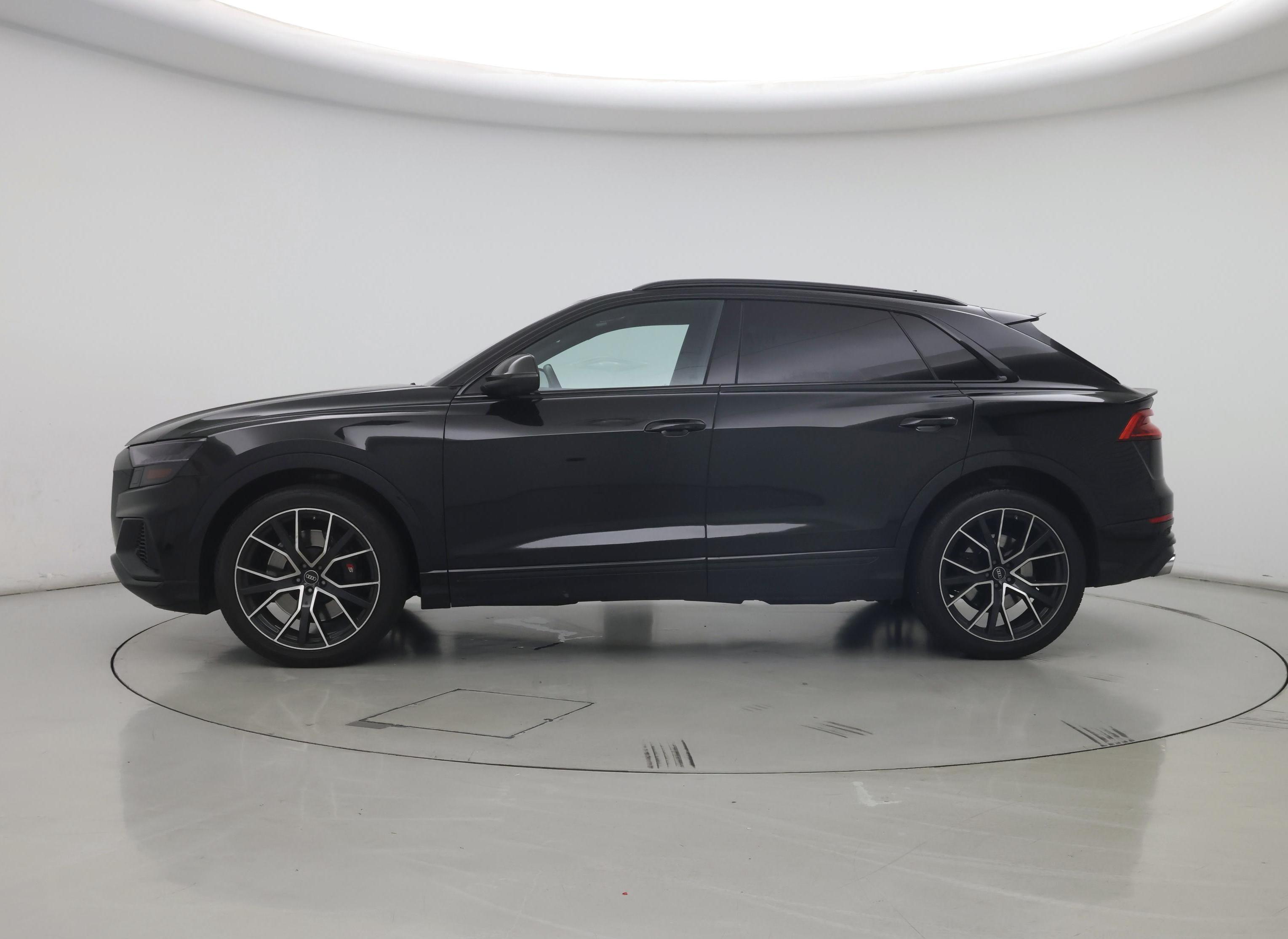 Thumbnail: 2022 Audi SQ8 - 3