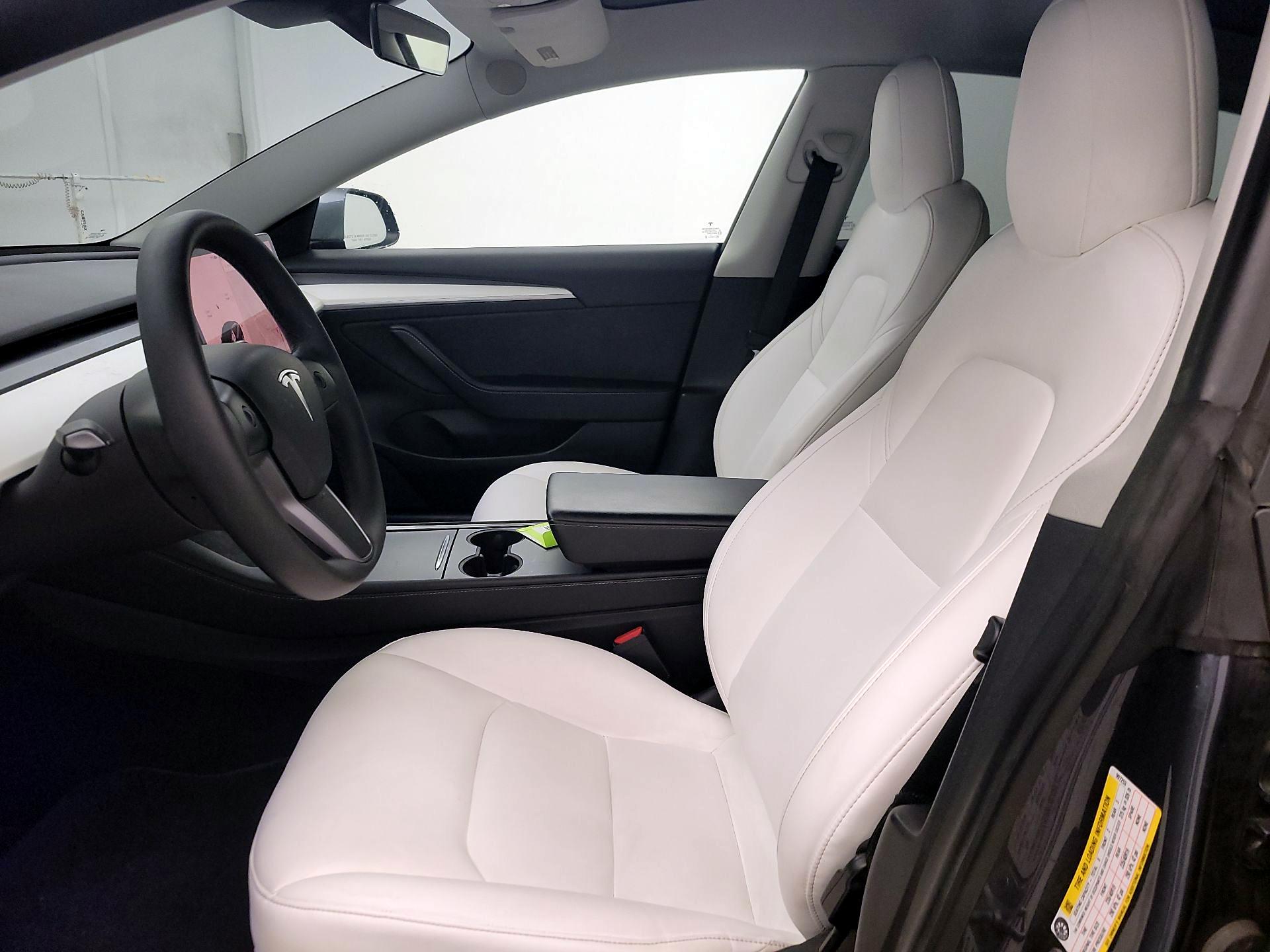 Thumbnail: 2021 Tesla Model 3 - 9