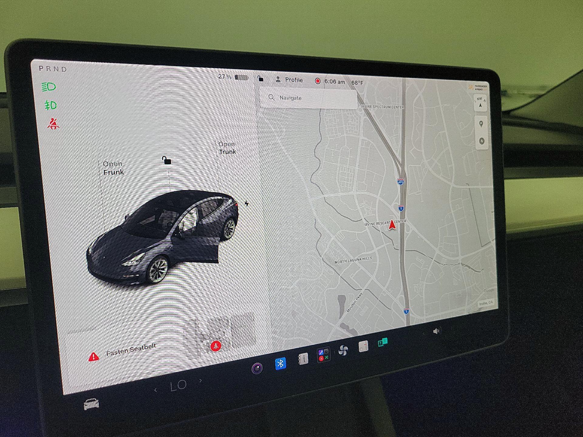 Thumbnail: 2021 Tesla Model 3 - 11