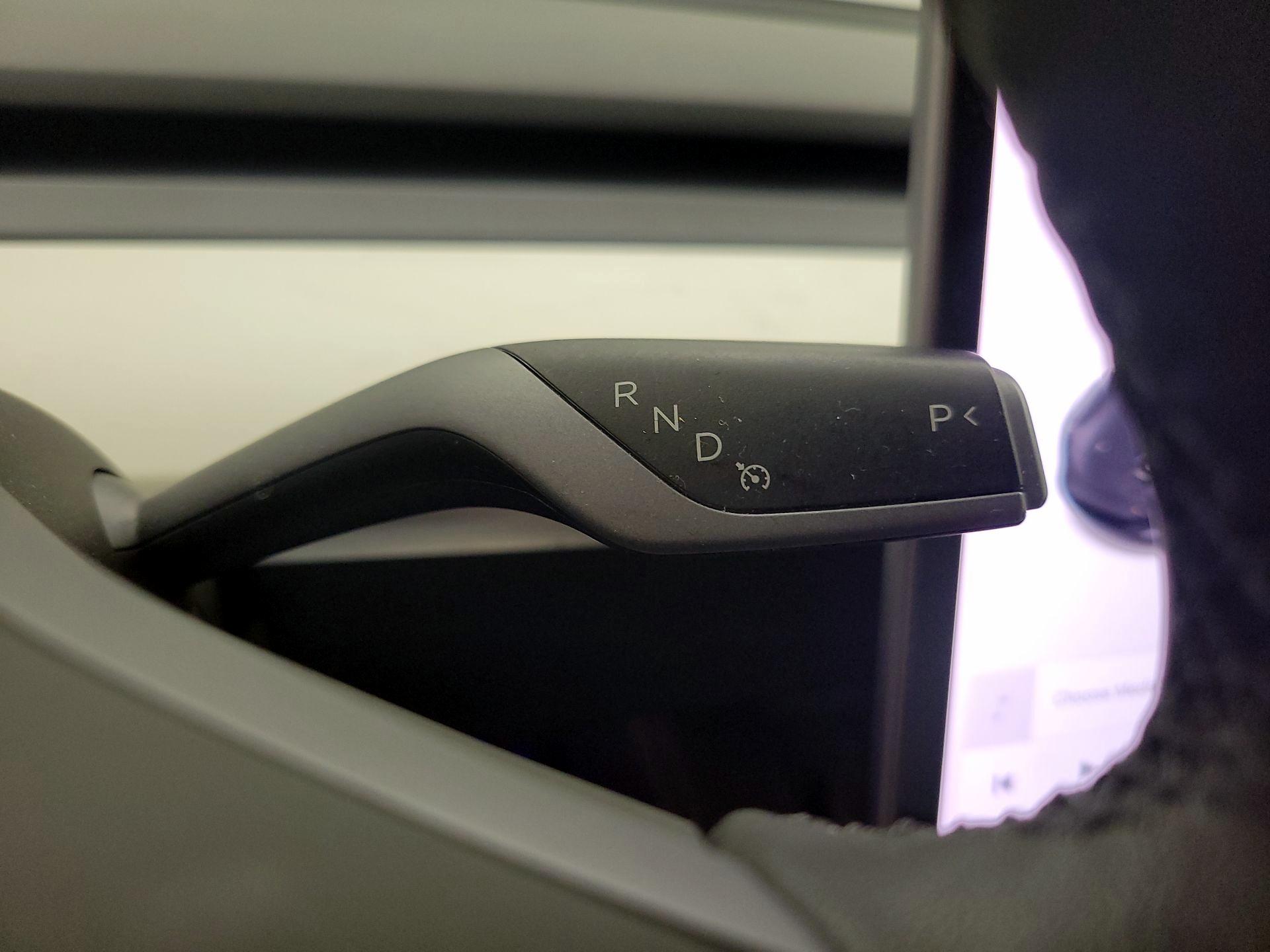 Thumbnail: 2021 Tesla Model 3 - 15