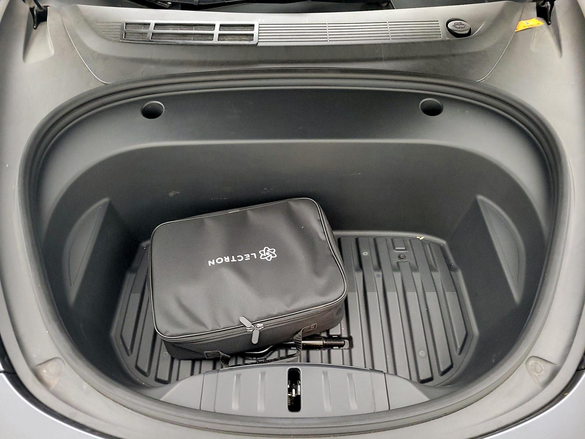 Thumbnail: 2021 Tesla Model 3 - 18