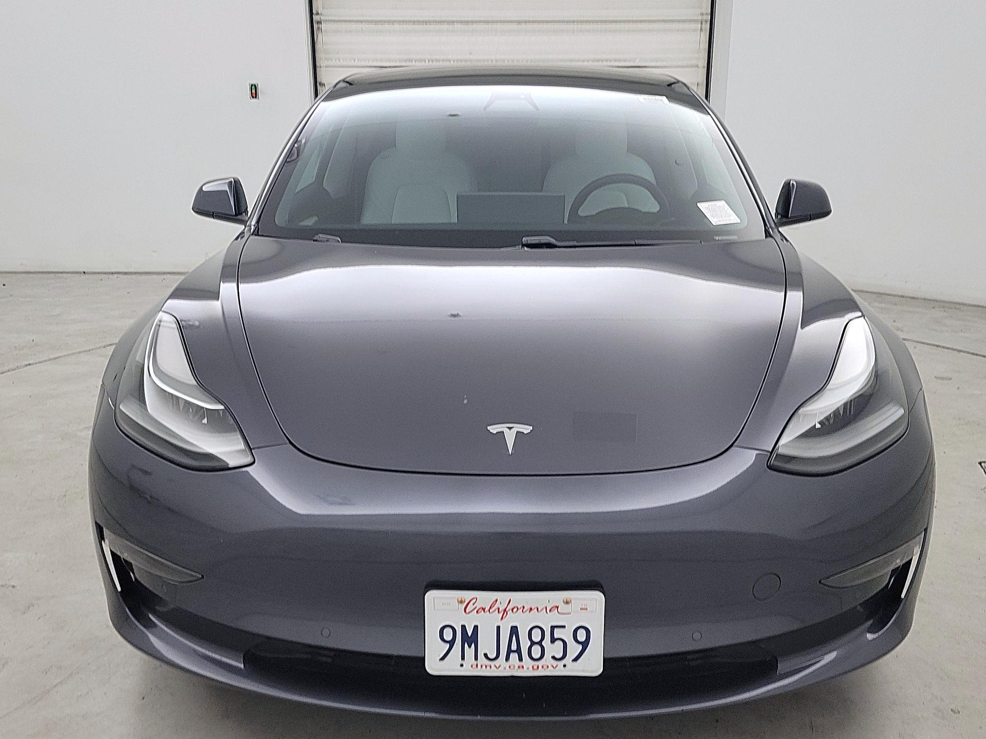 Thumbnail: 2021 Tesla Model 3 - 2