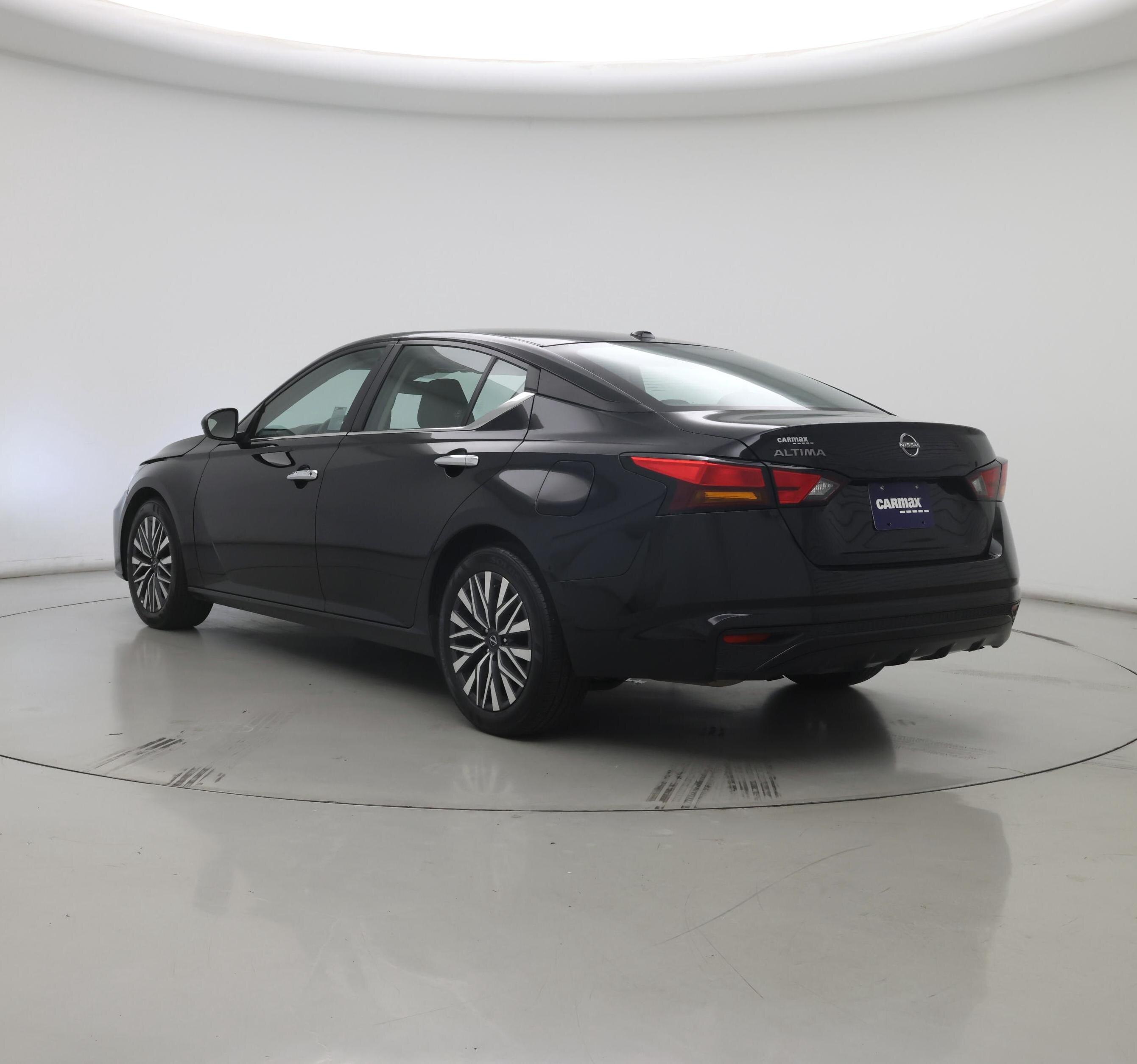 Thumbnail: 2025 Nissan Altima - 2