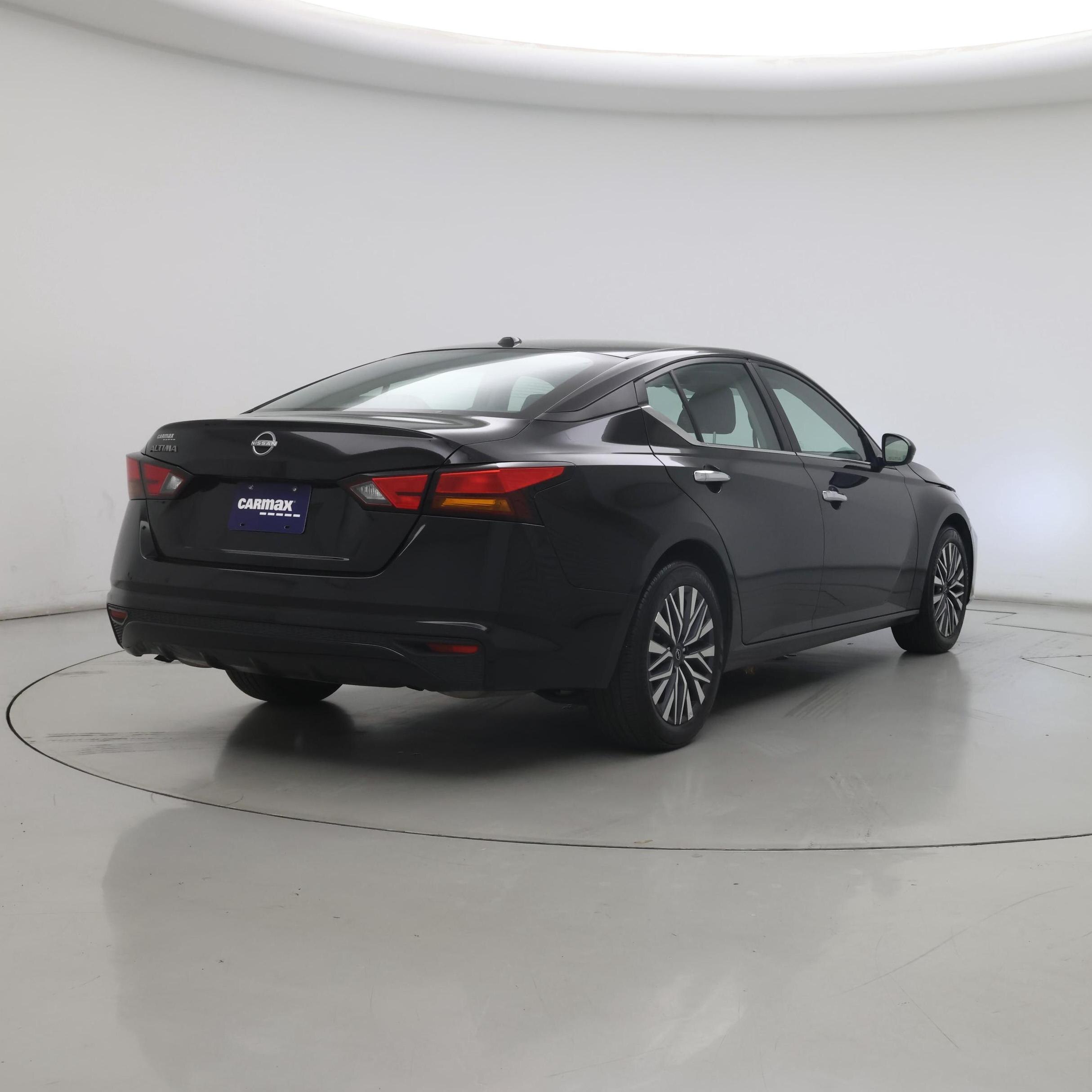 Thumbnail: 2025 Nissan Altima - 8