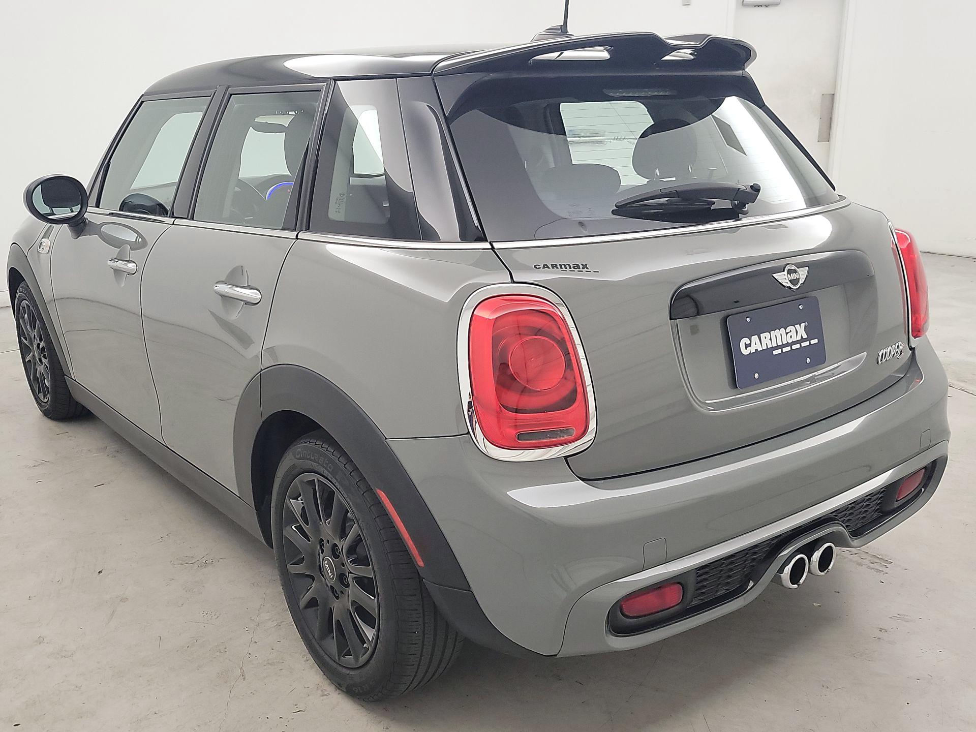 Thumbnail: 2016 MINI Cooper Hardtop - 7