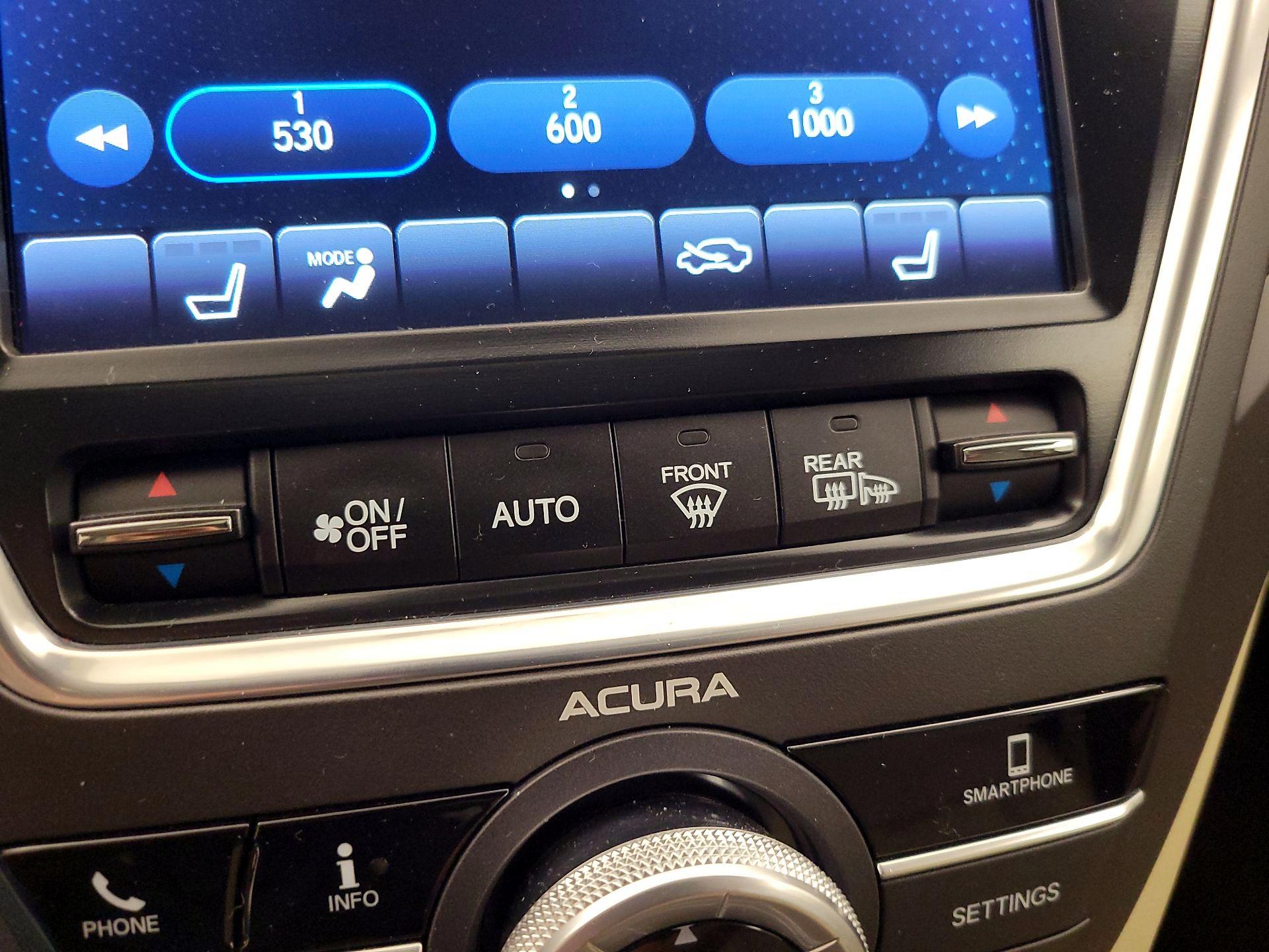 Thumbnail: 2020 Acura MDX - 16