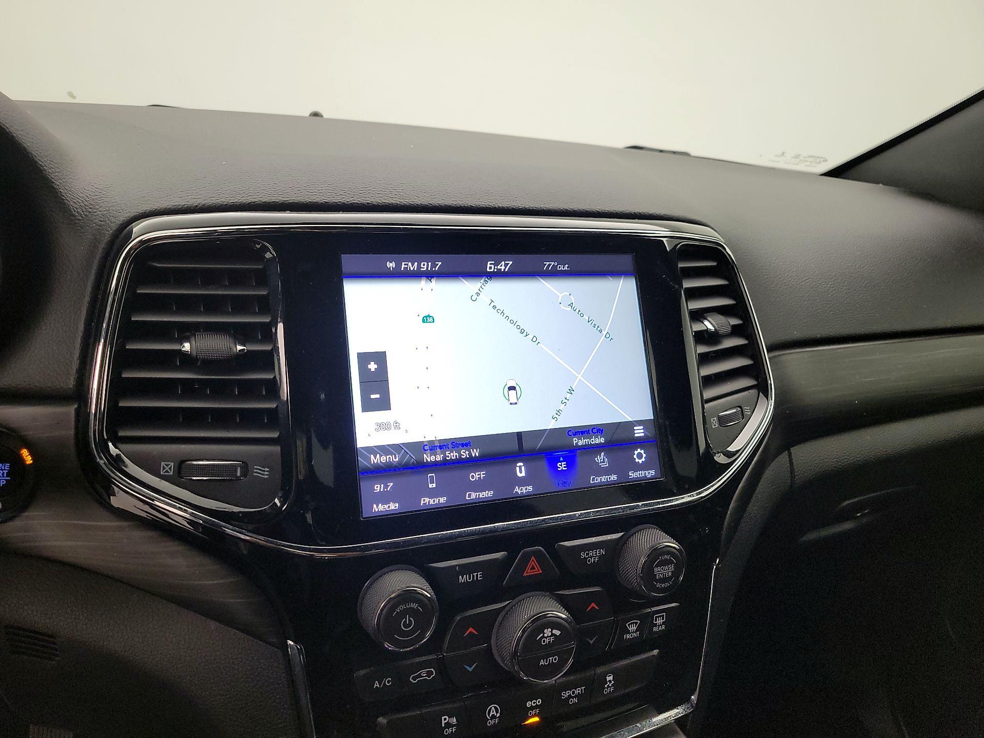 Thumbnail: 2020 Jeep Grand Cherokee - 14