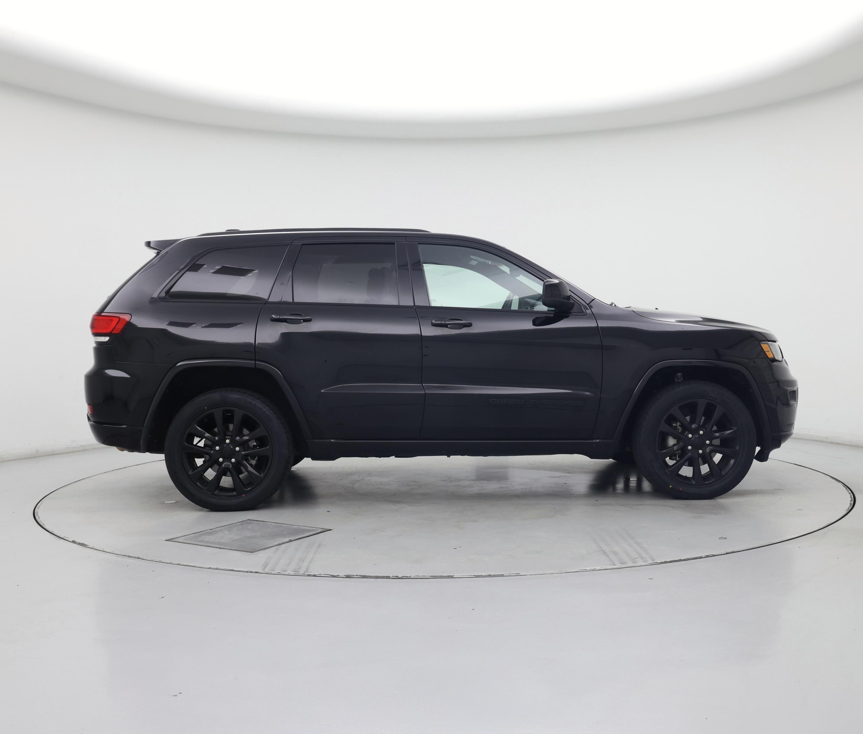 Thumbnail: 2020 Jeep Grand Cherokee - 7