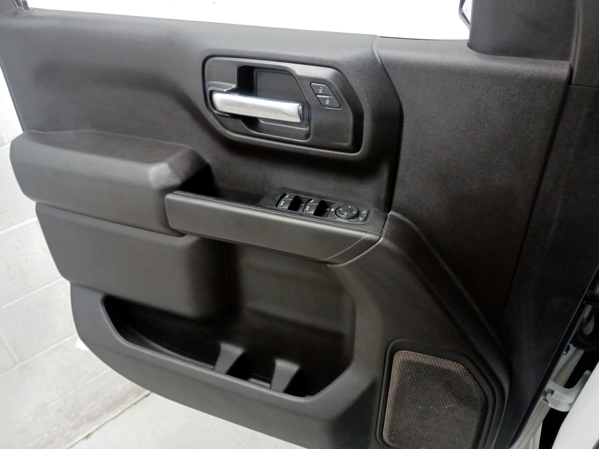 Thumbnail: 2023 Chevrolet Silverado 1500 - 12