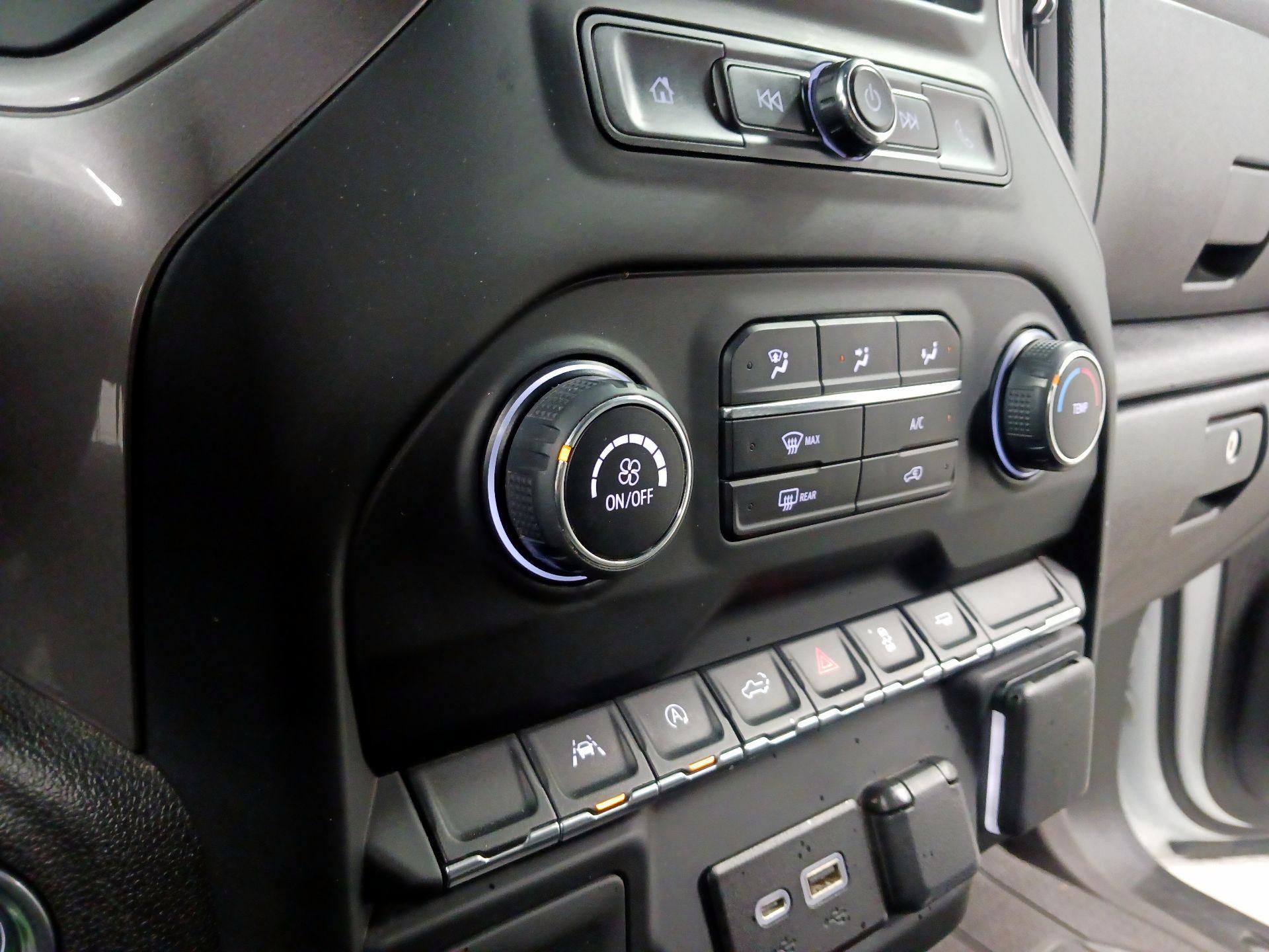Thumbnail: 2023 Chevrolet Silverado 1500 - 16
