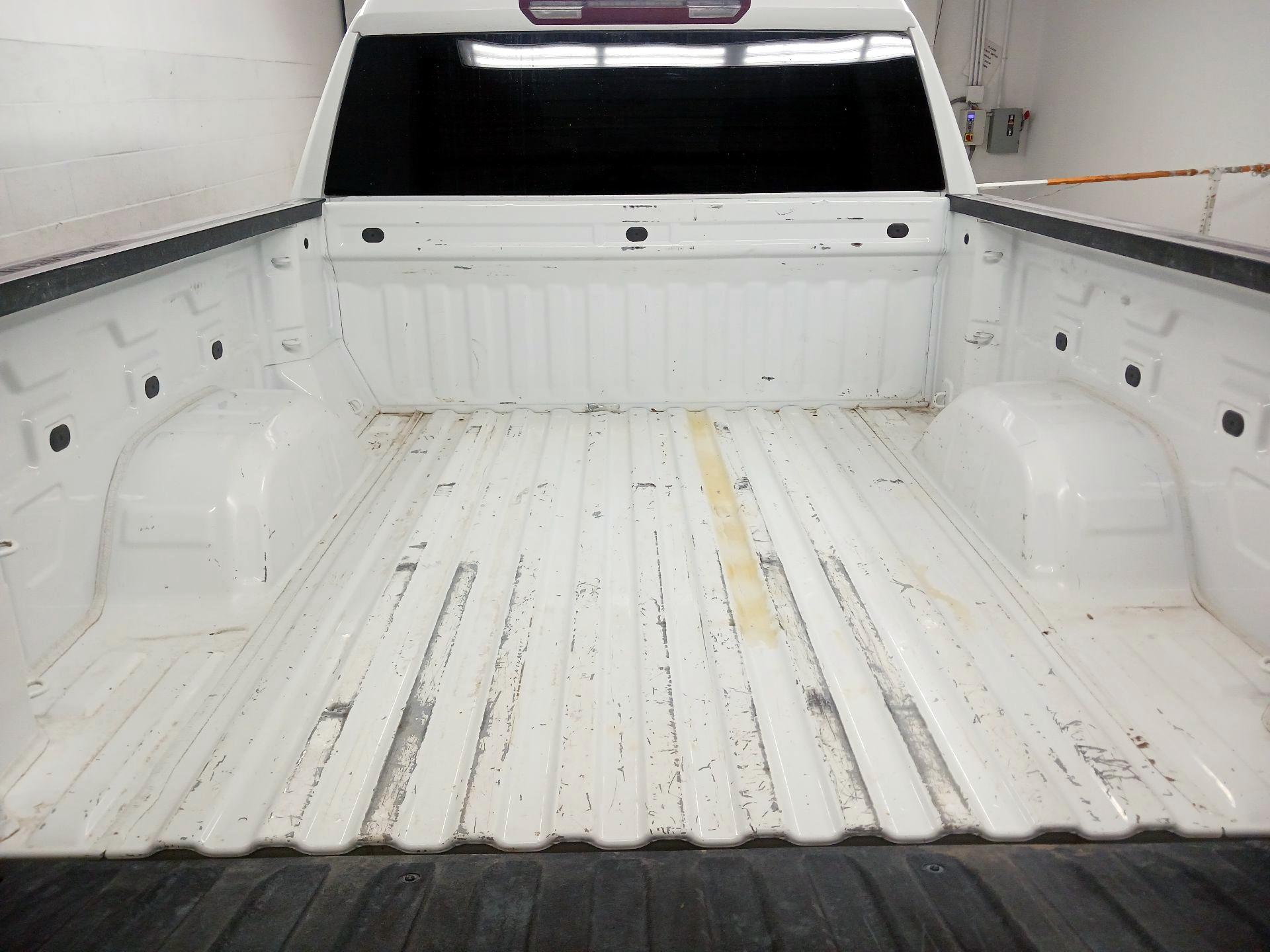 Thumbnail: 2023 Chevrolet Silverado 1500 - 19