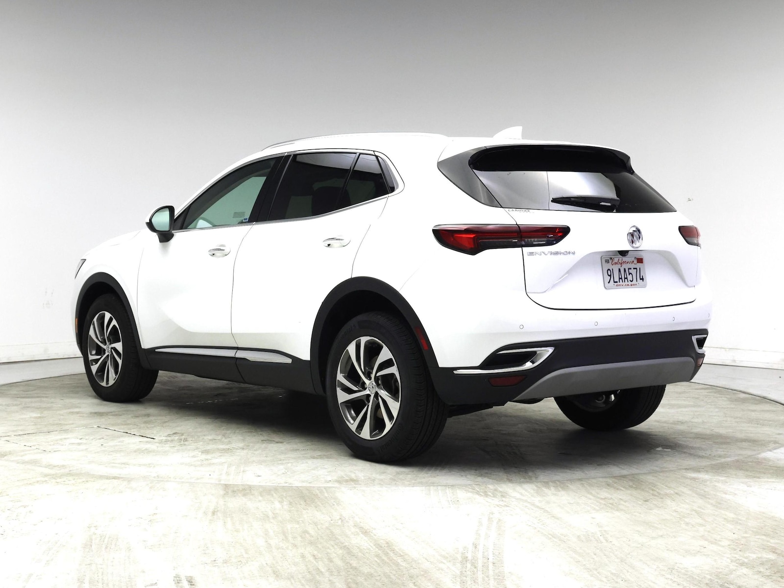 2023 Buick Envision Essence - Photo 3