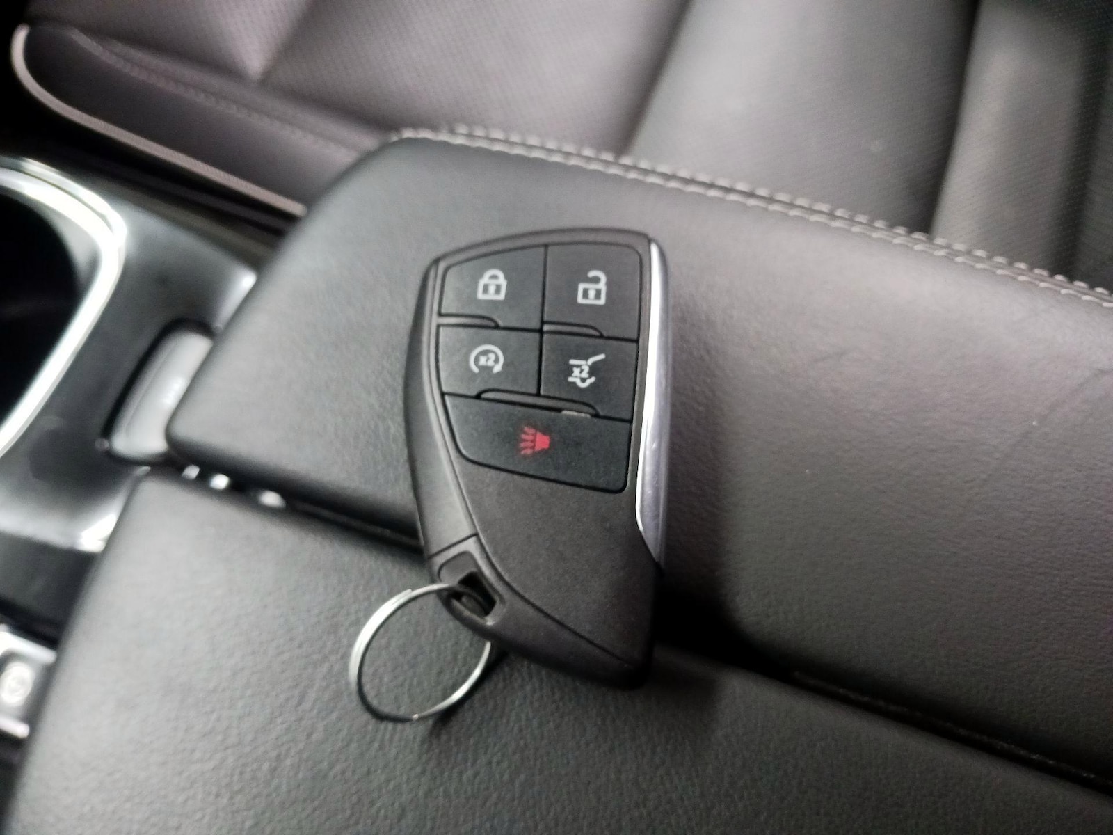 2023 Buick Envision Essence - Photo 23