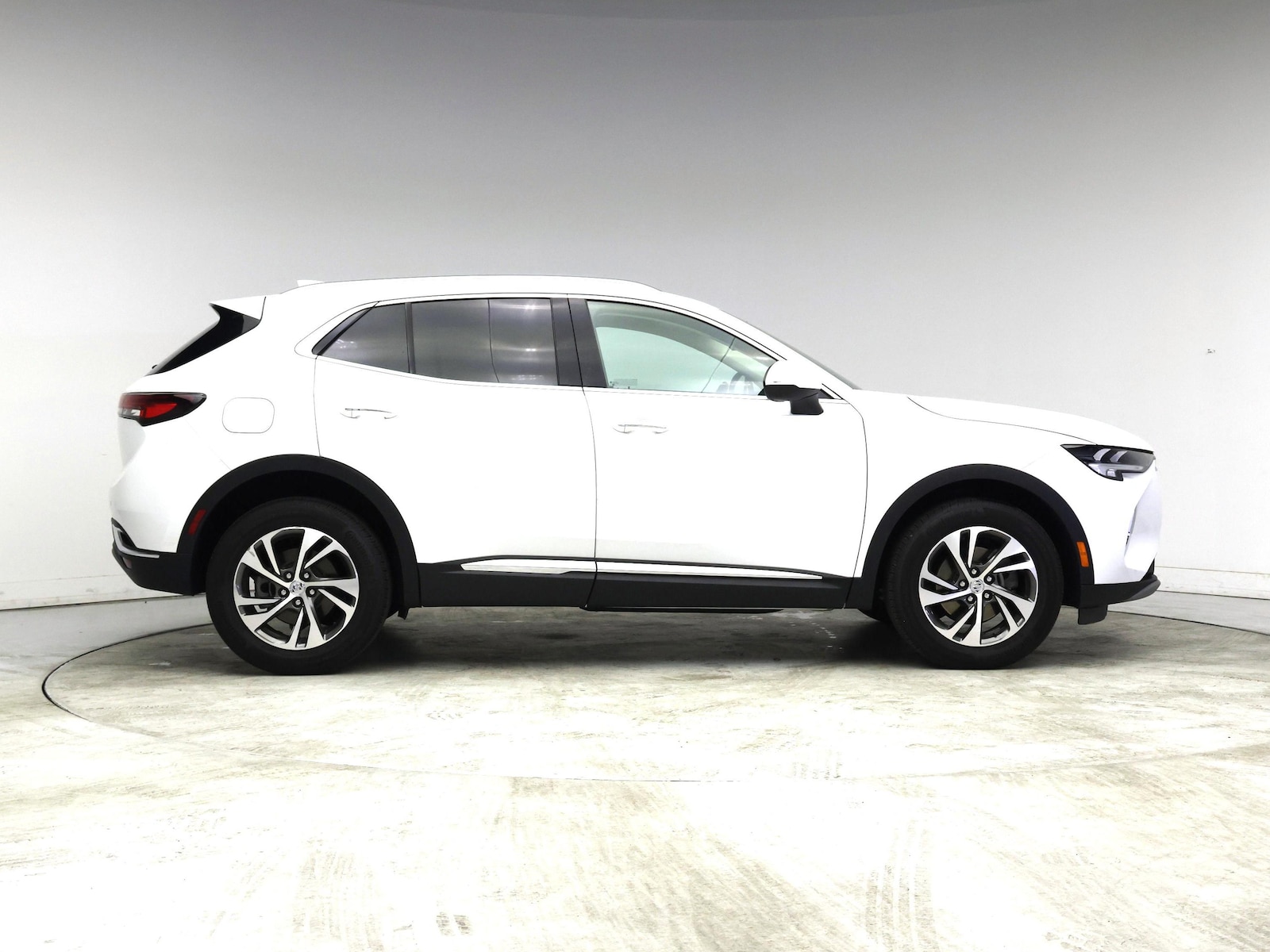 2023 Buick Envision Essence - Photo 8