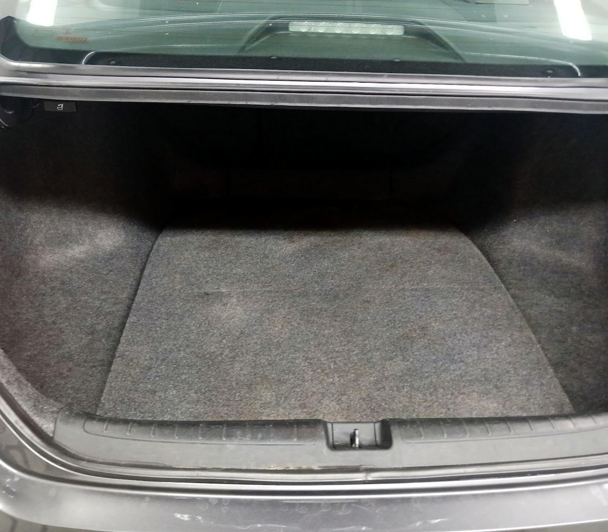 Trunk/Cargo (Seats Up)