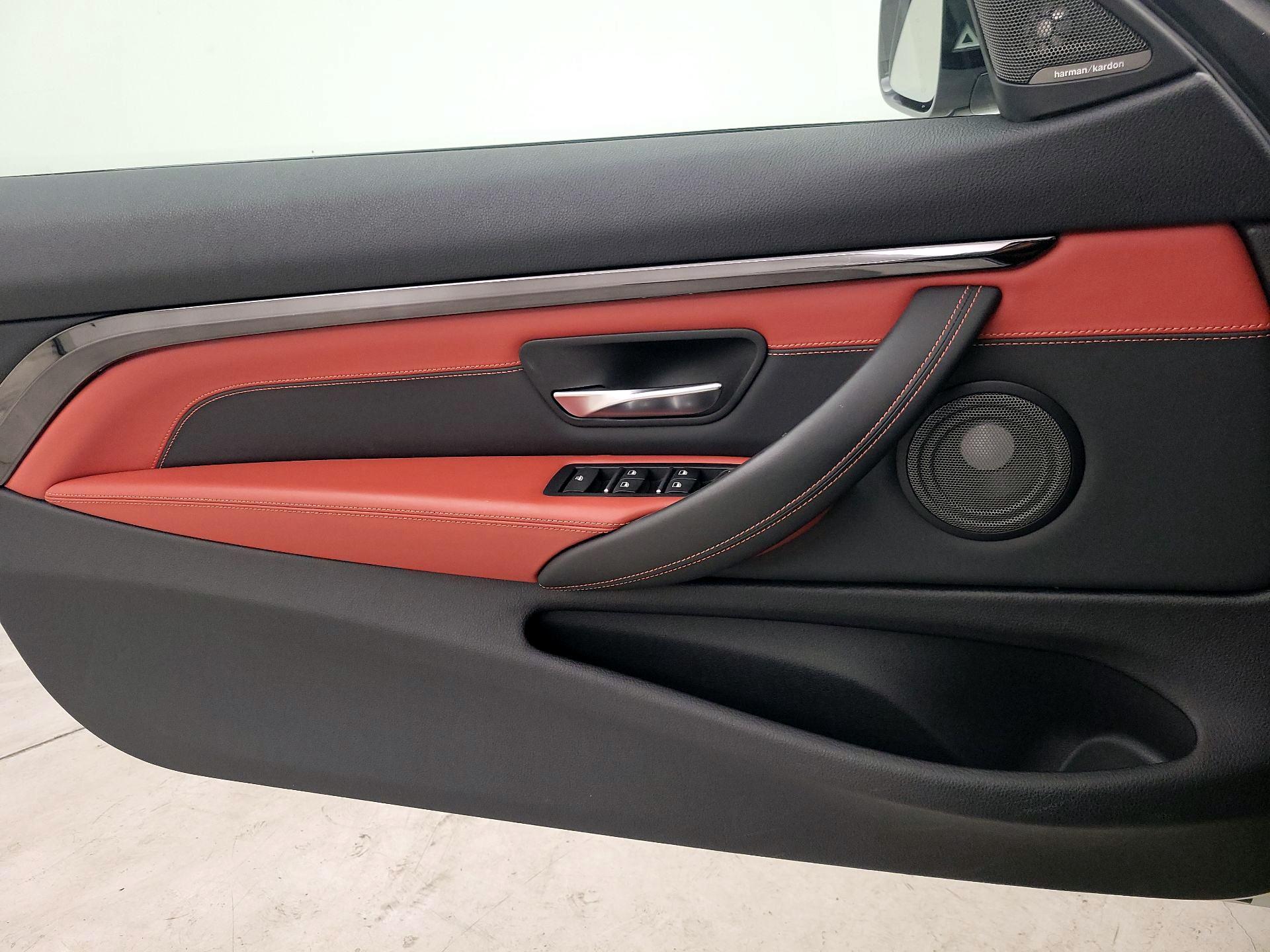 Thumbnail: 2020 BMW M4 - 12