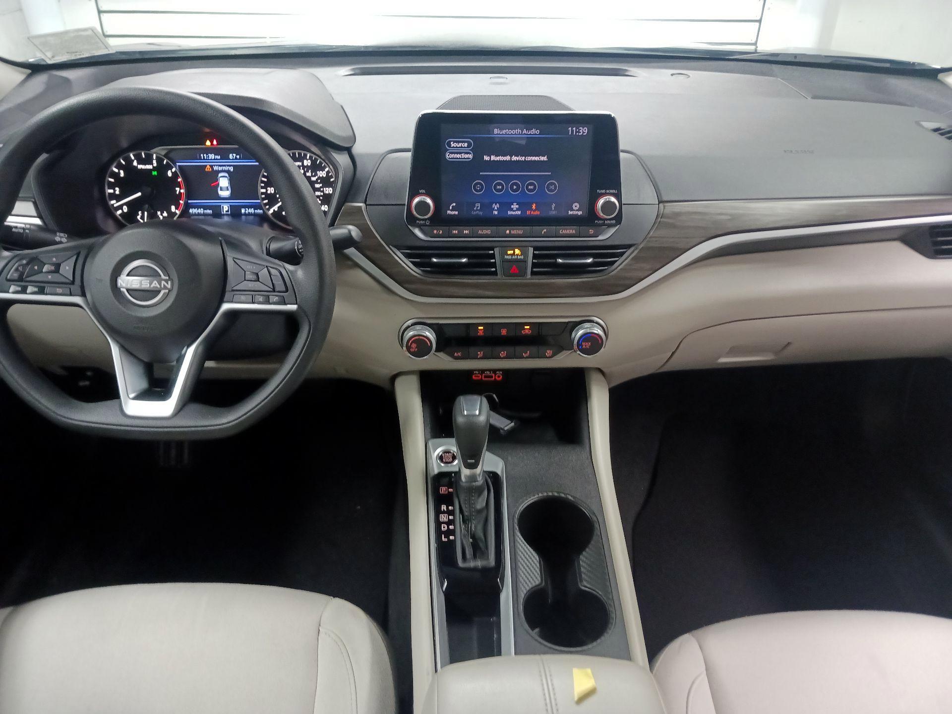 Thumbnail: 2025 Nissan Altima - 8