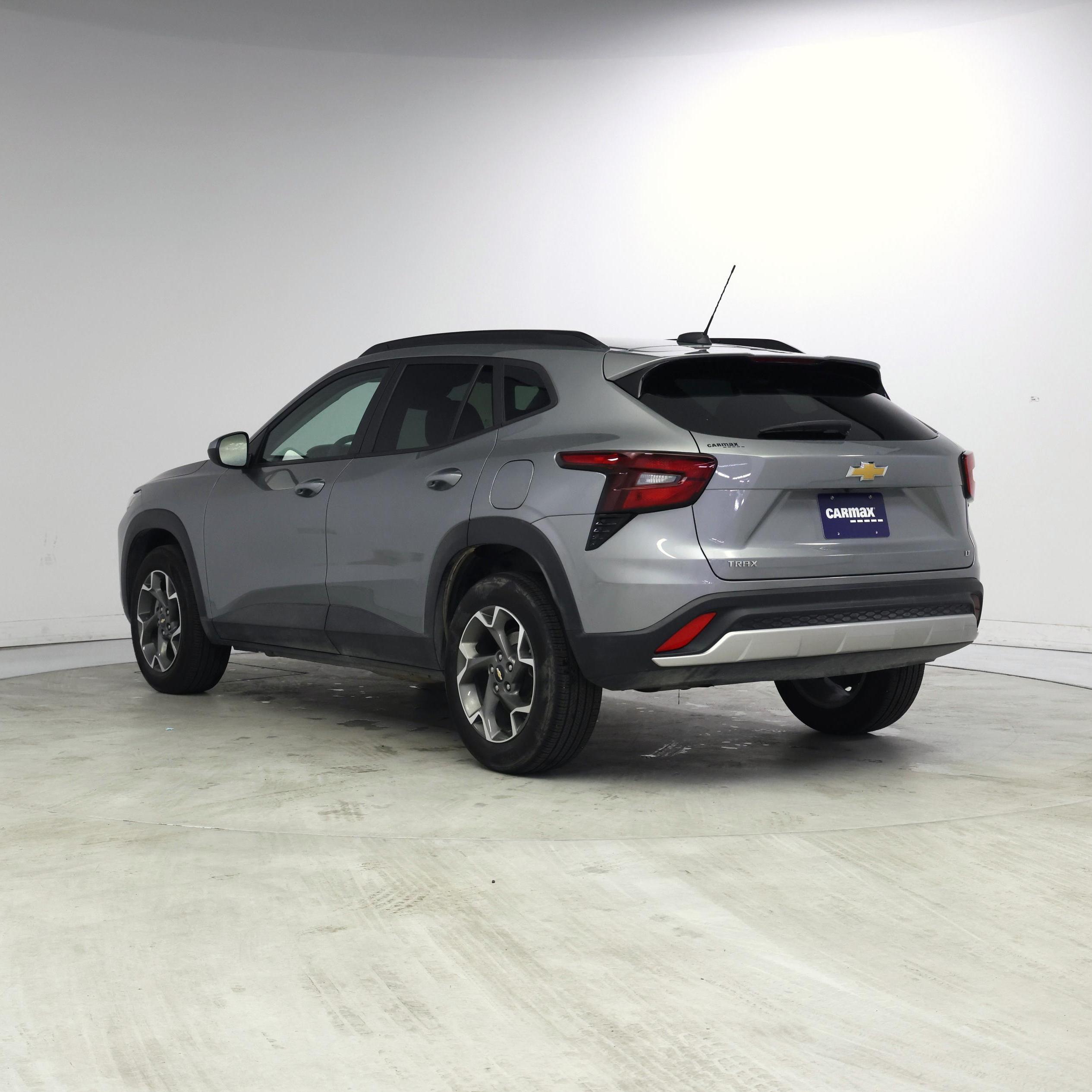 Thumbnail: 2025 Chevrolet Trax - 2