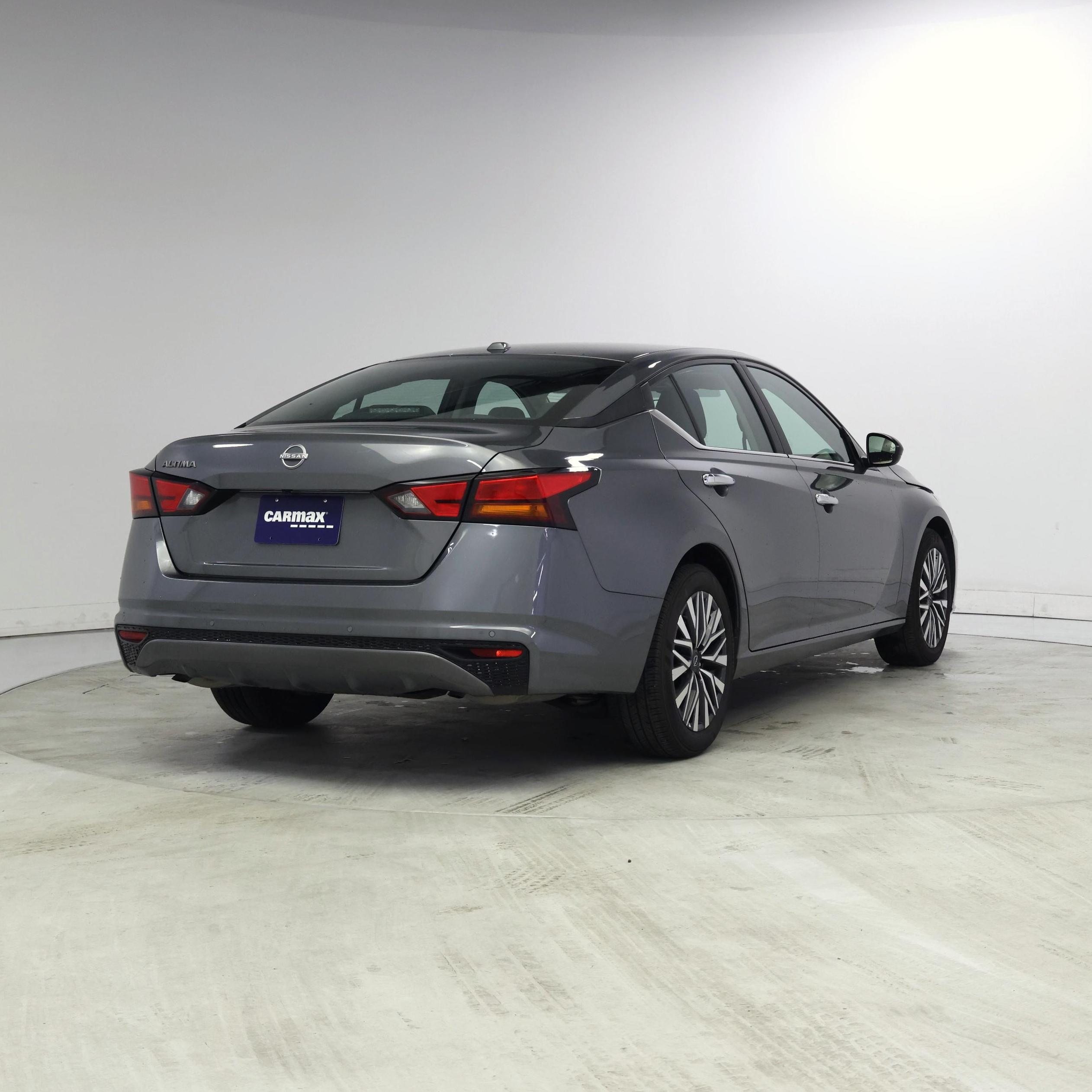 Thumbnail: 2025 Nissan Altima - 8
