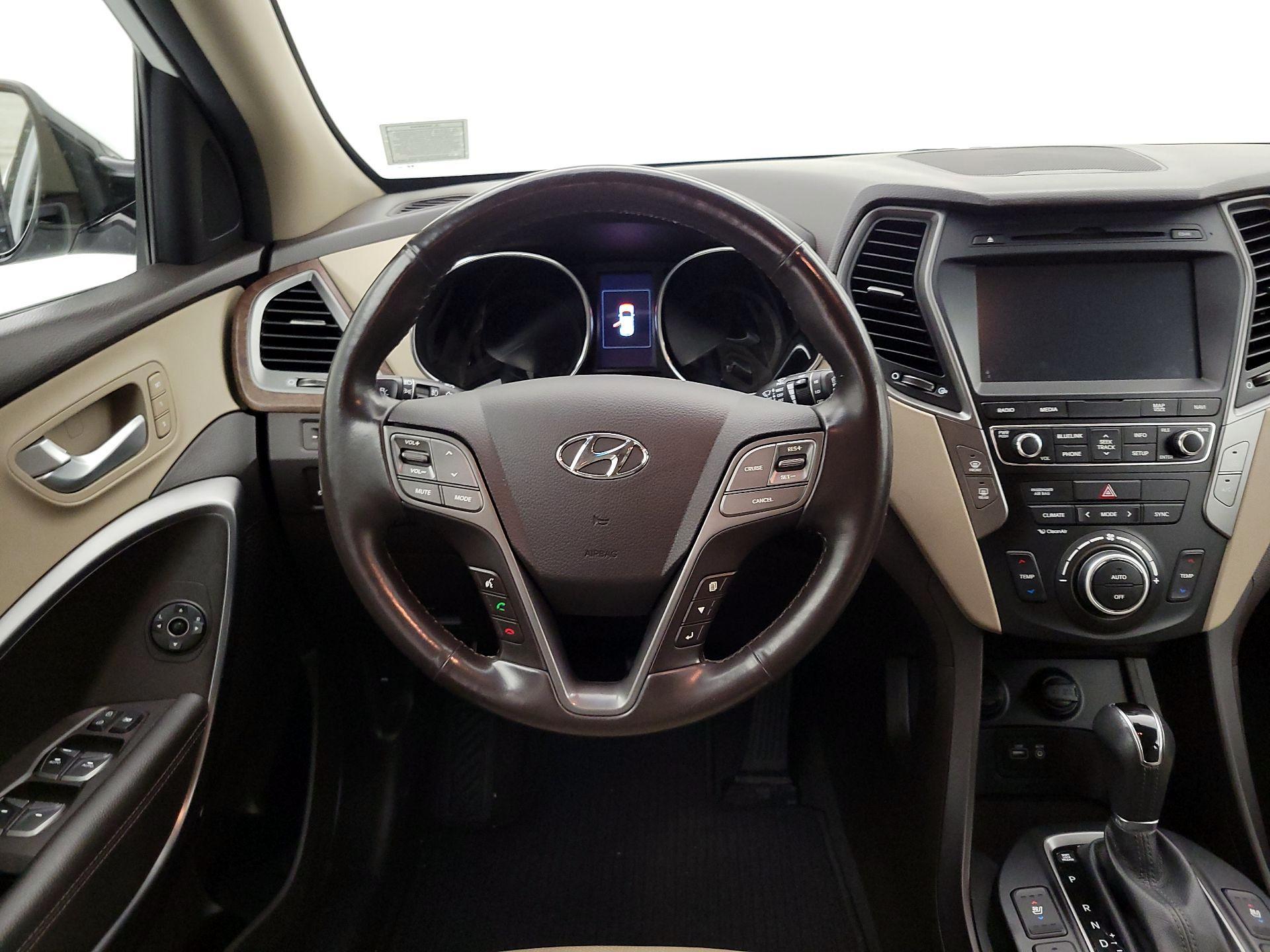 Thumbnail: 2018 Hyundai Santa Fe - 10