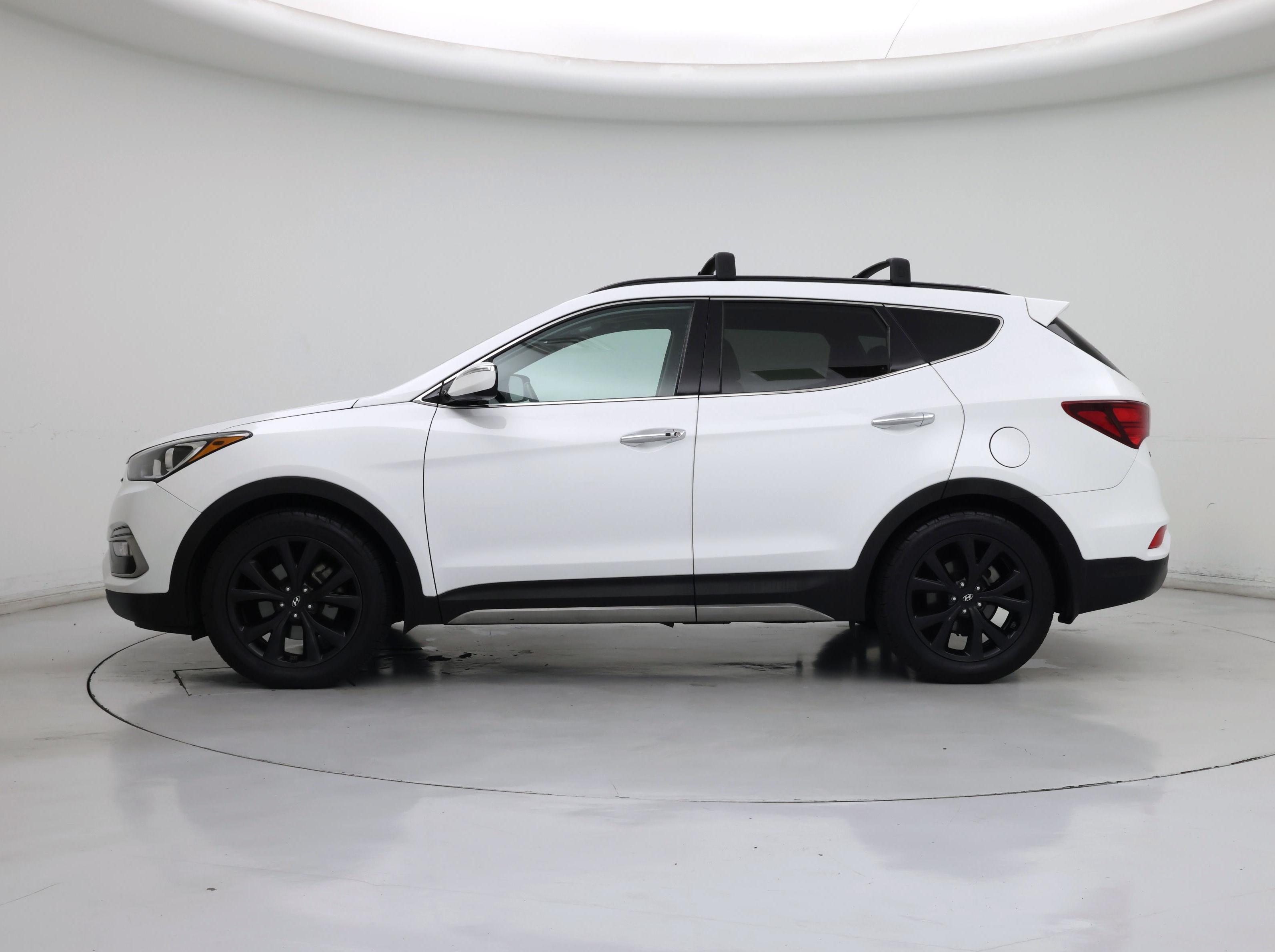 Thumbnail: 2018 Hyundai Santa Fe - 3
