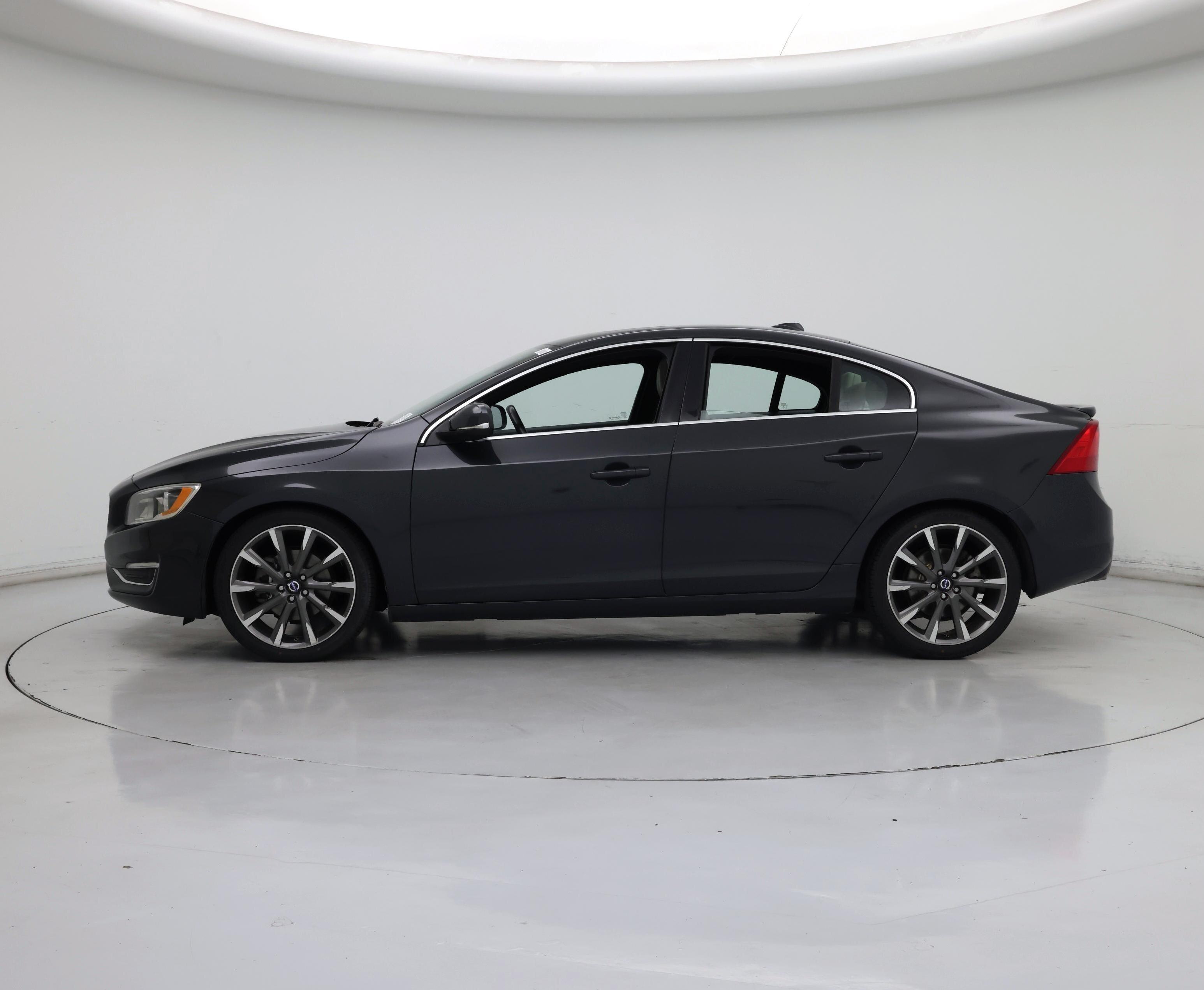 Thumbnail: 2015 Volvo S60 - 3