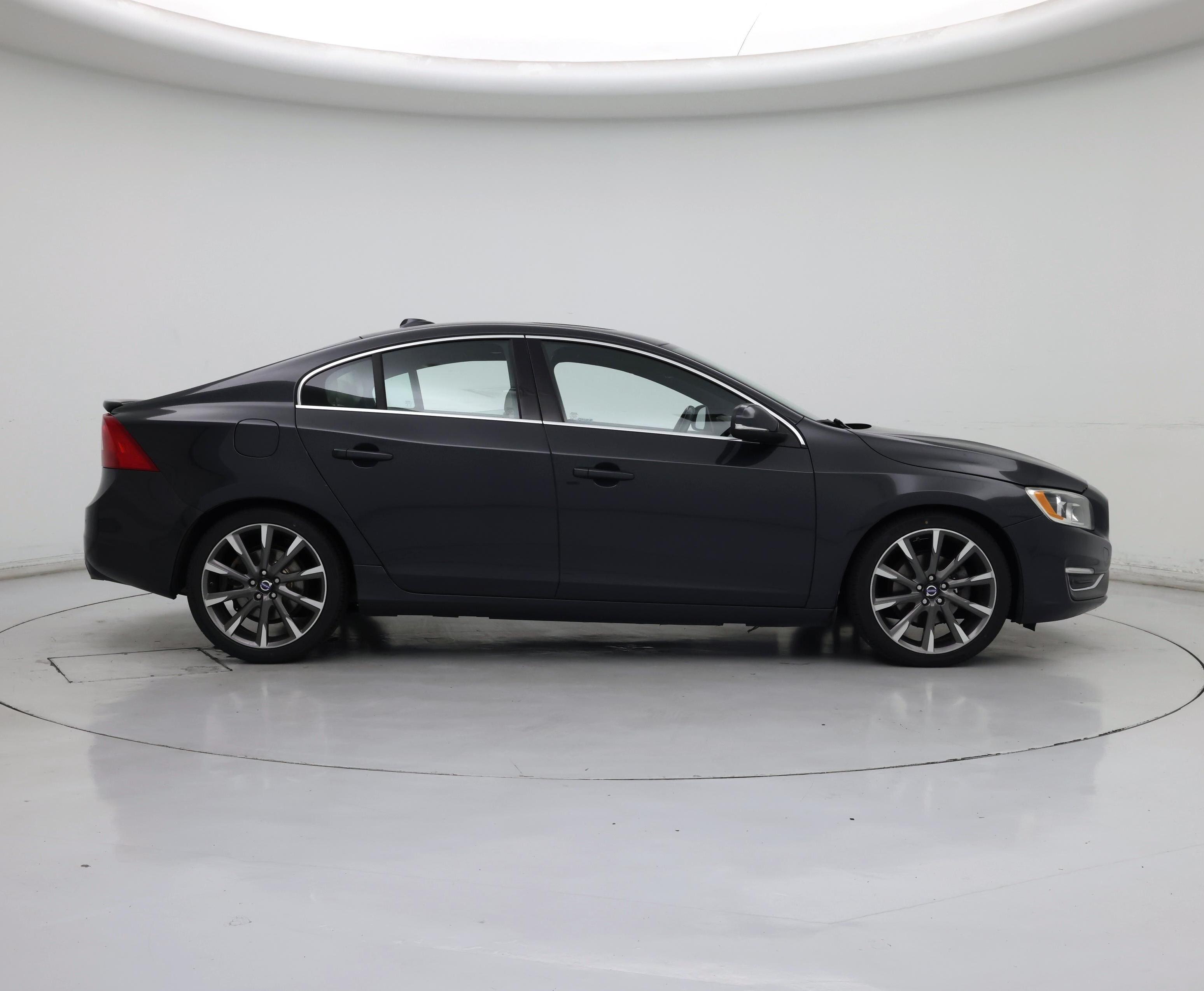 Thumbnail: 2015 Volvo S60 - 7