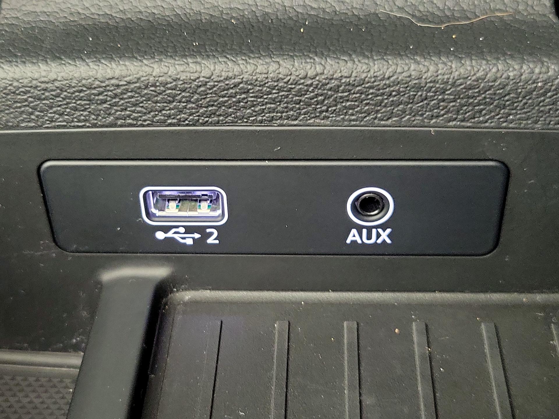 Thumbnail: 2019 Audi A4 - 19