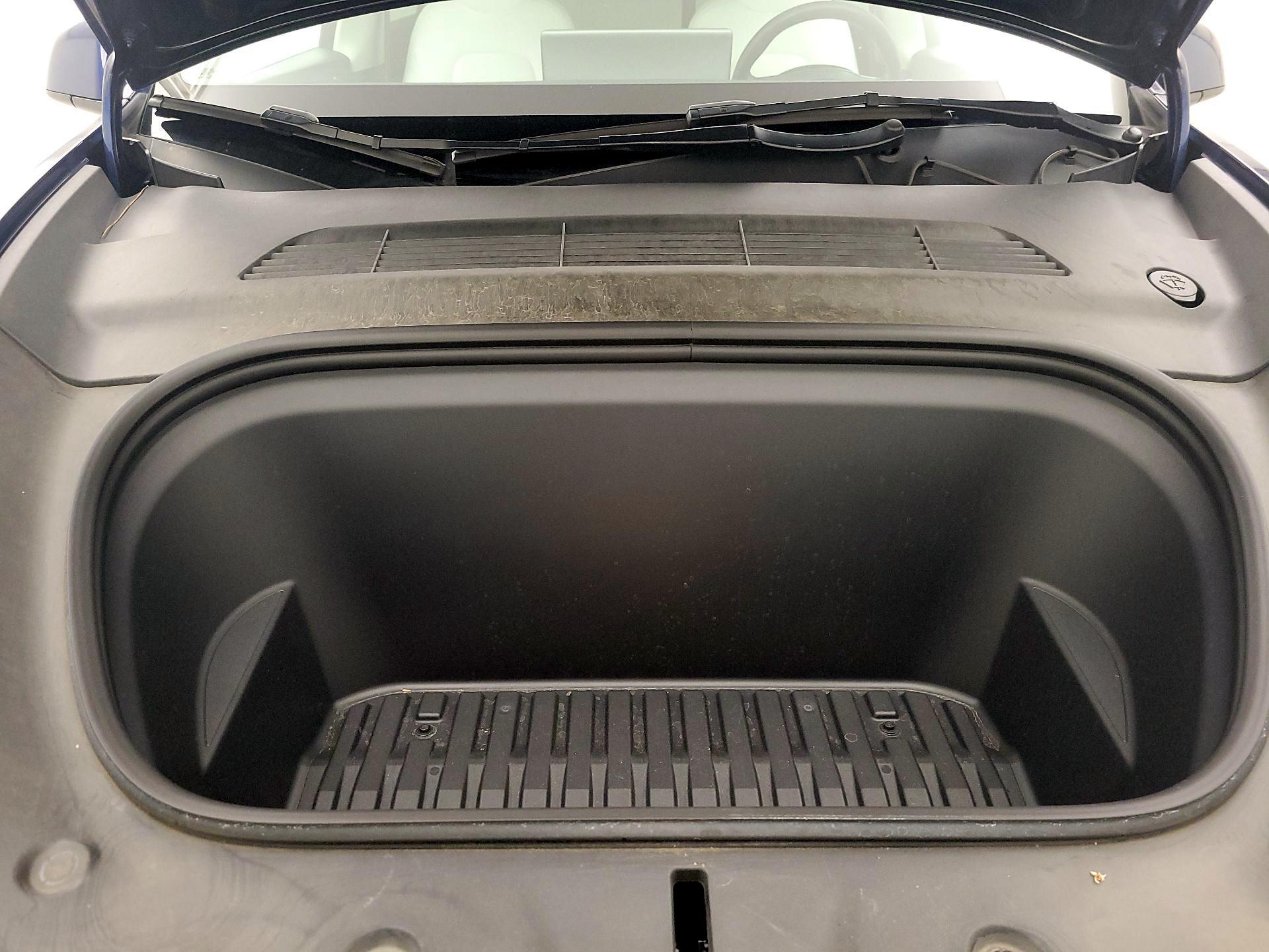 Thumbnail: 2023 Tesla Model Y - 20