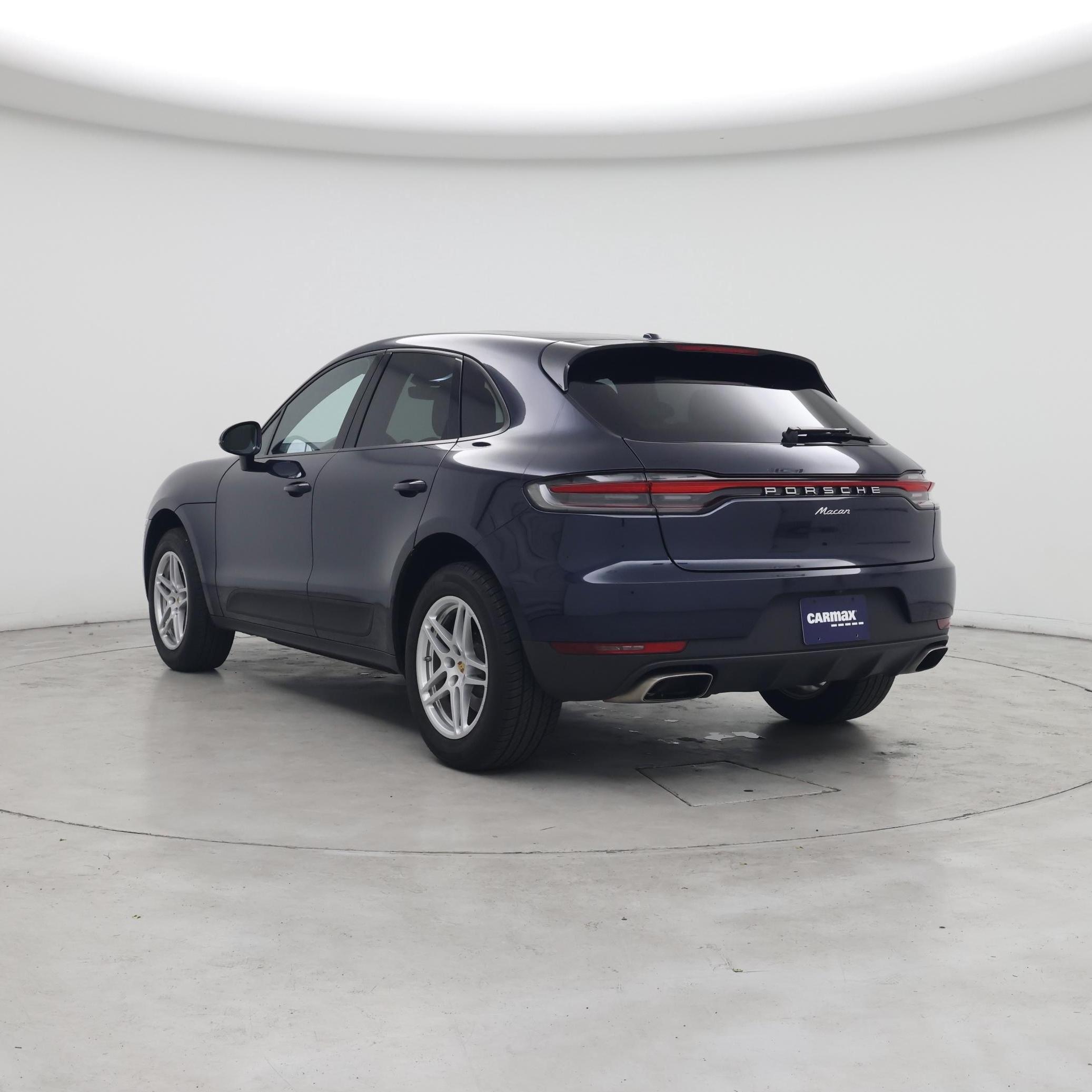 Thumbnail: 2021 Porsche Macan - 2