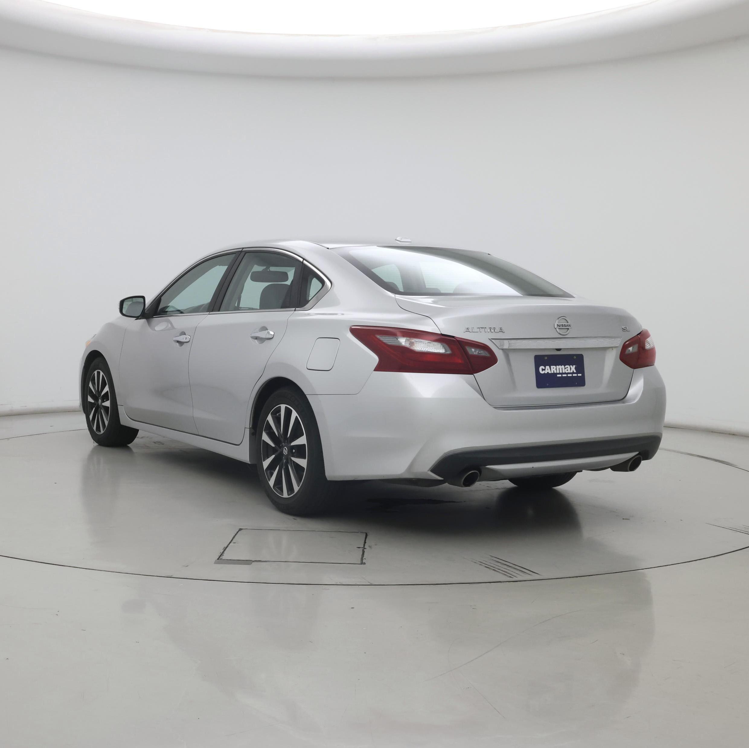 Thumbnail: 2018 Nissan Altima - 2