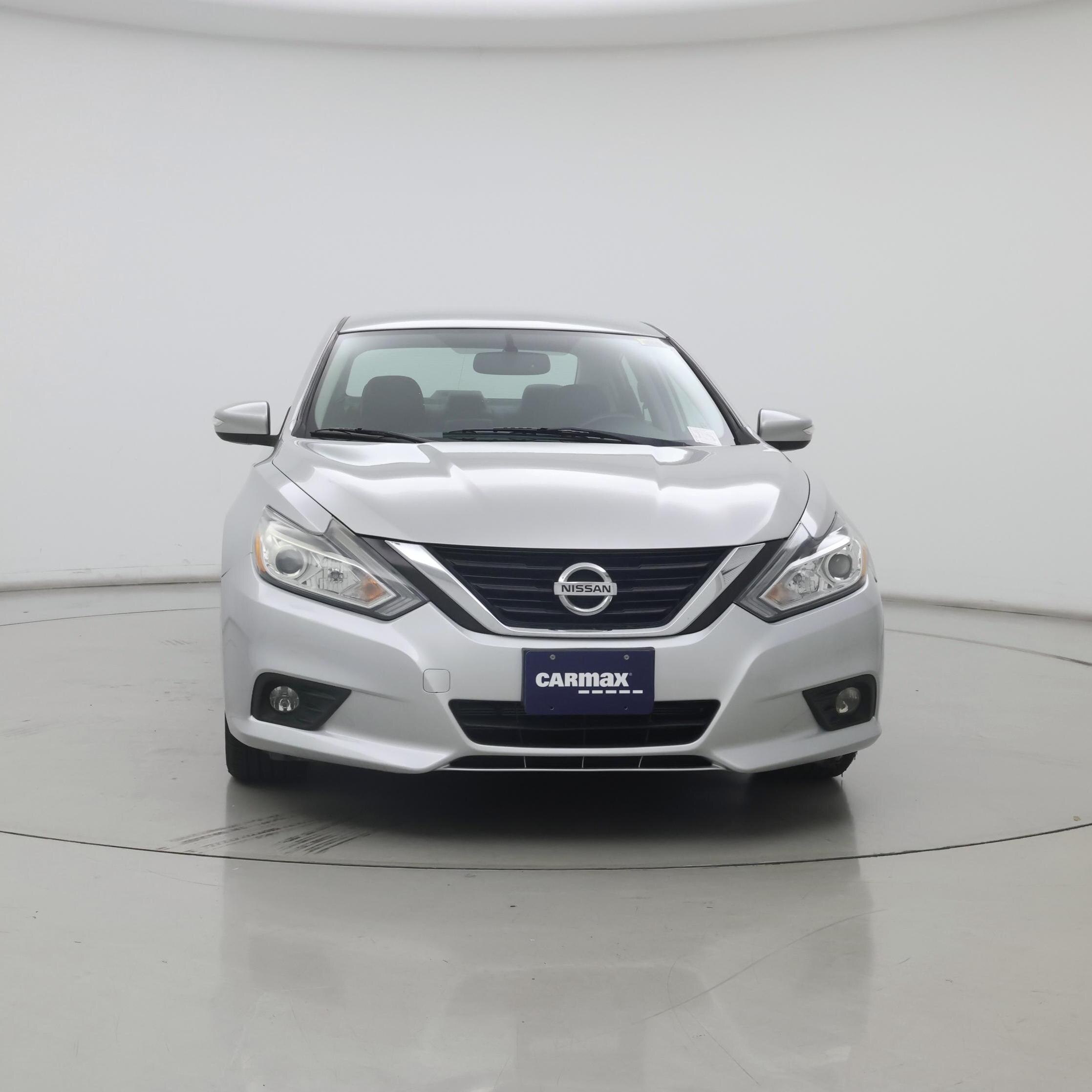 Thumbnail: 2018 Nissan Altima - 5