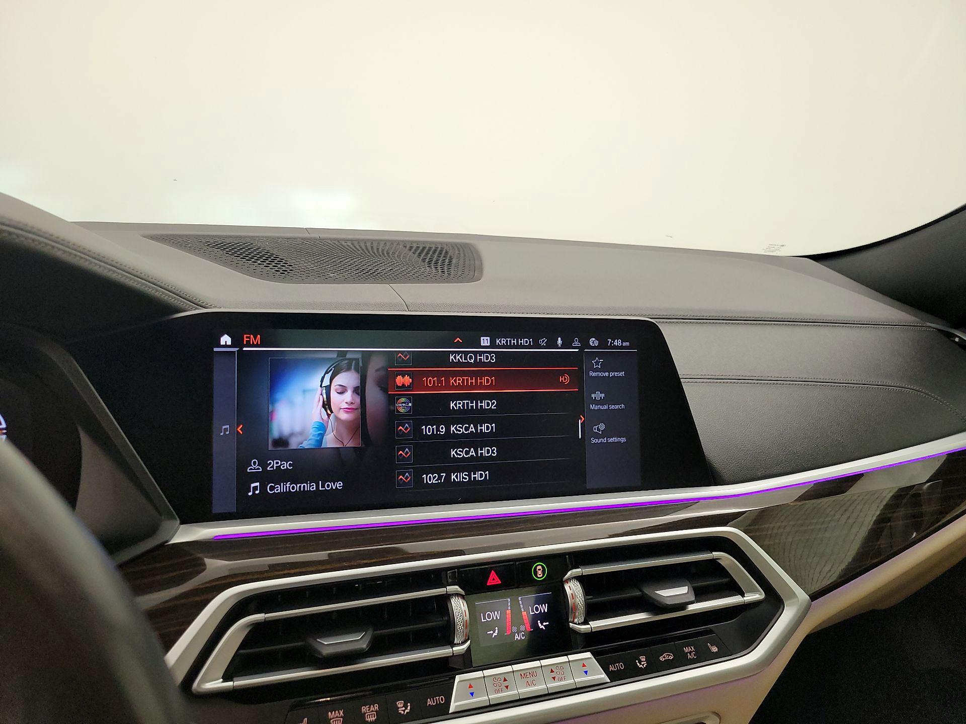 Thumbnail: 2021 BMW X6 - 16