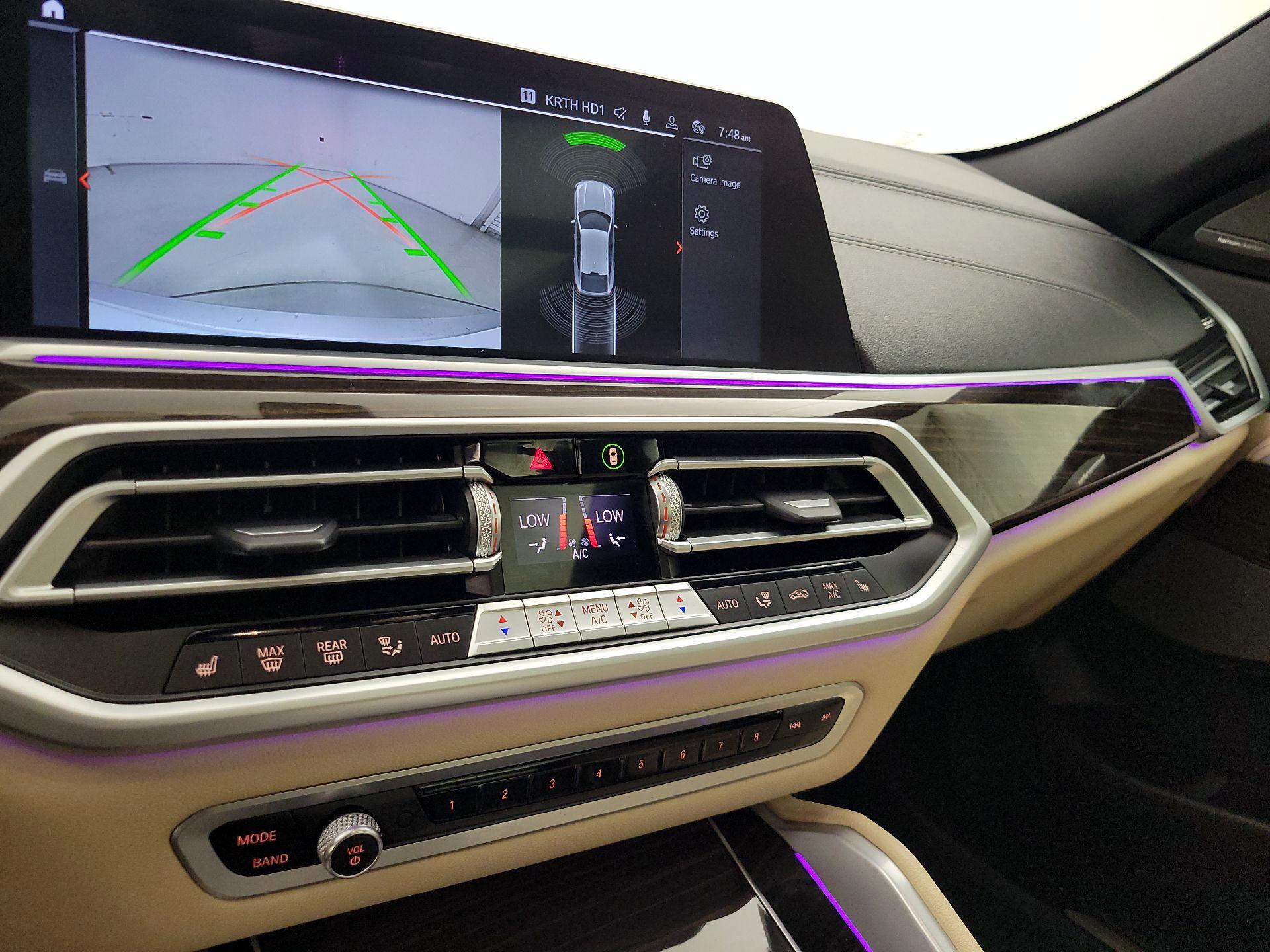 Thumbnail: 2021 BMW X6 - 17