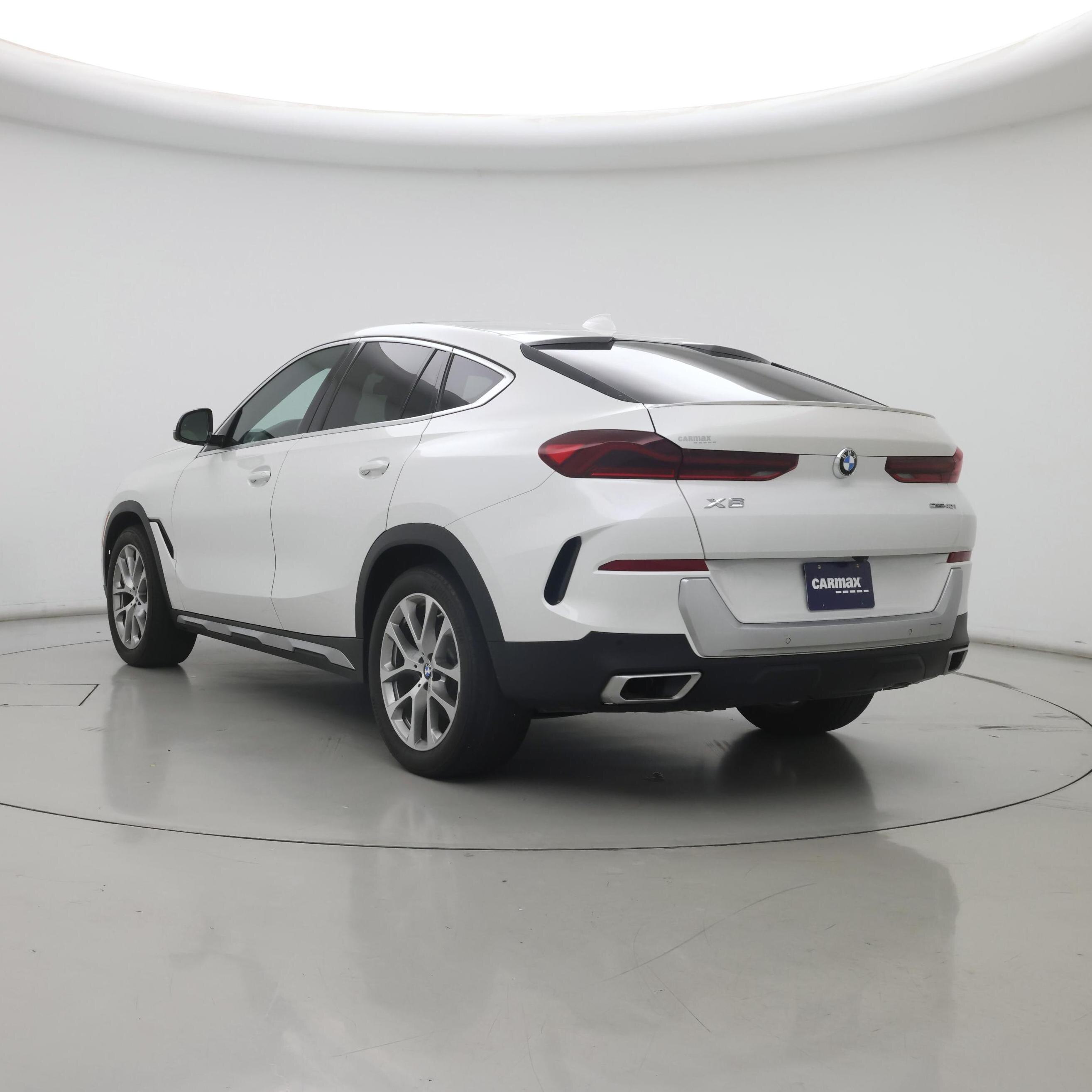 Thumbnail: 2021 BMW X6 - 2