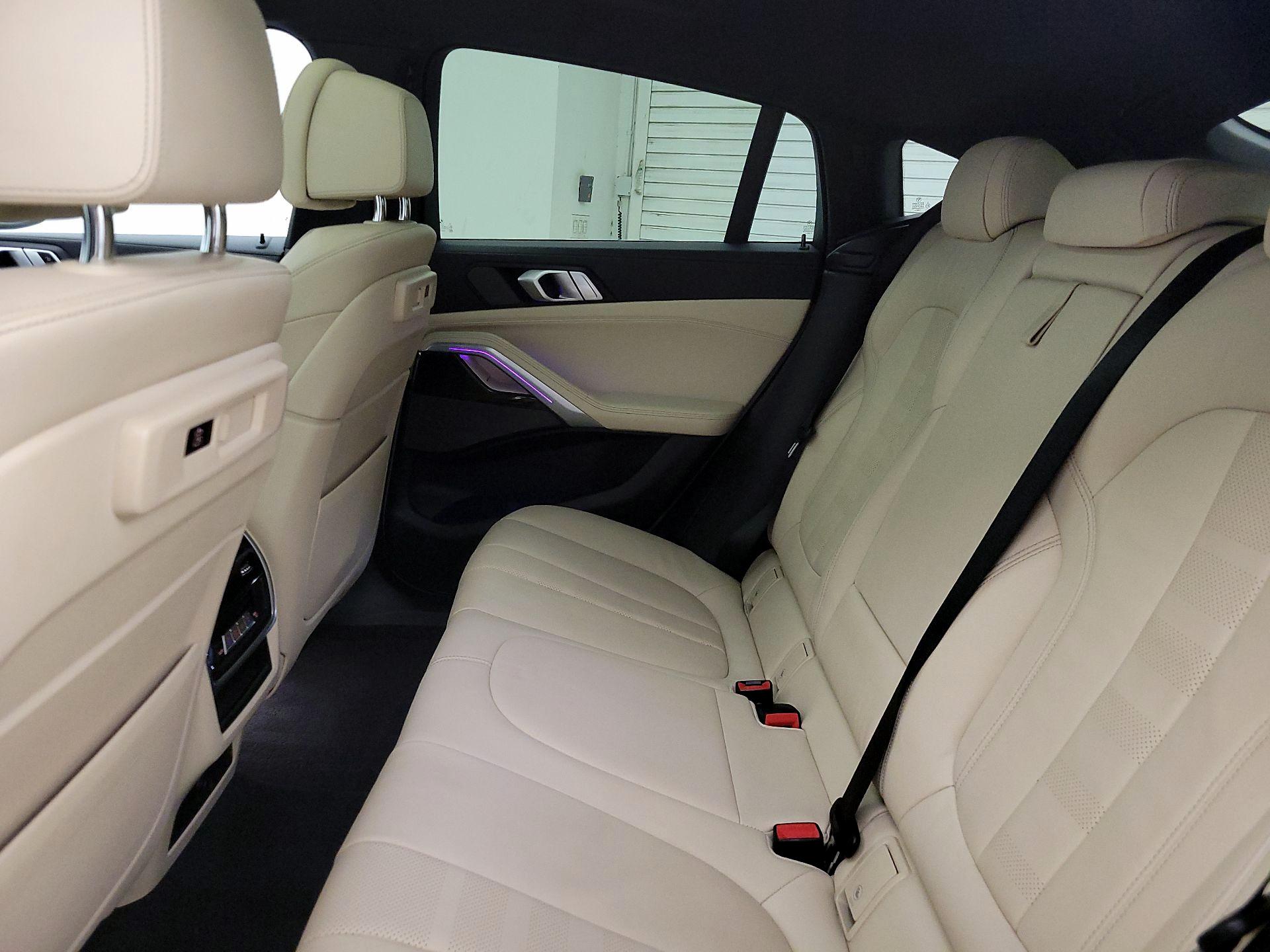 Thumbnail: 2021 BMW X6 - 20