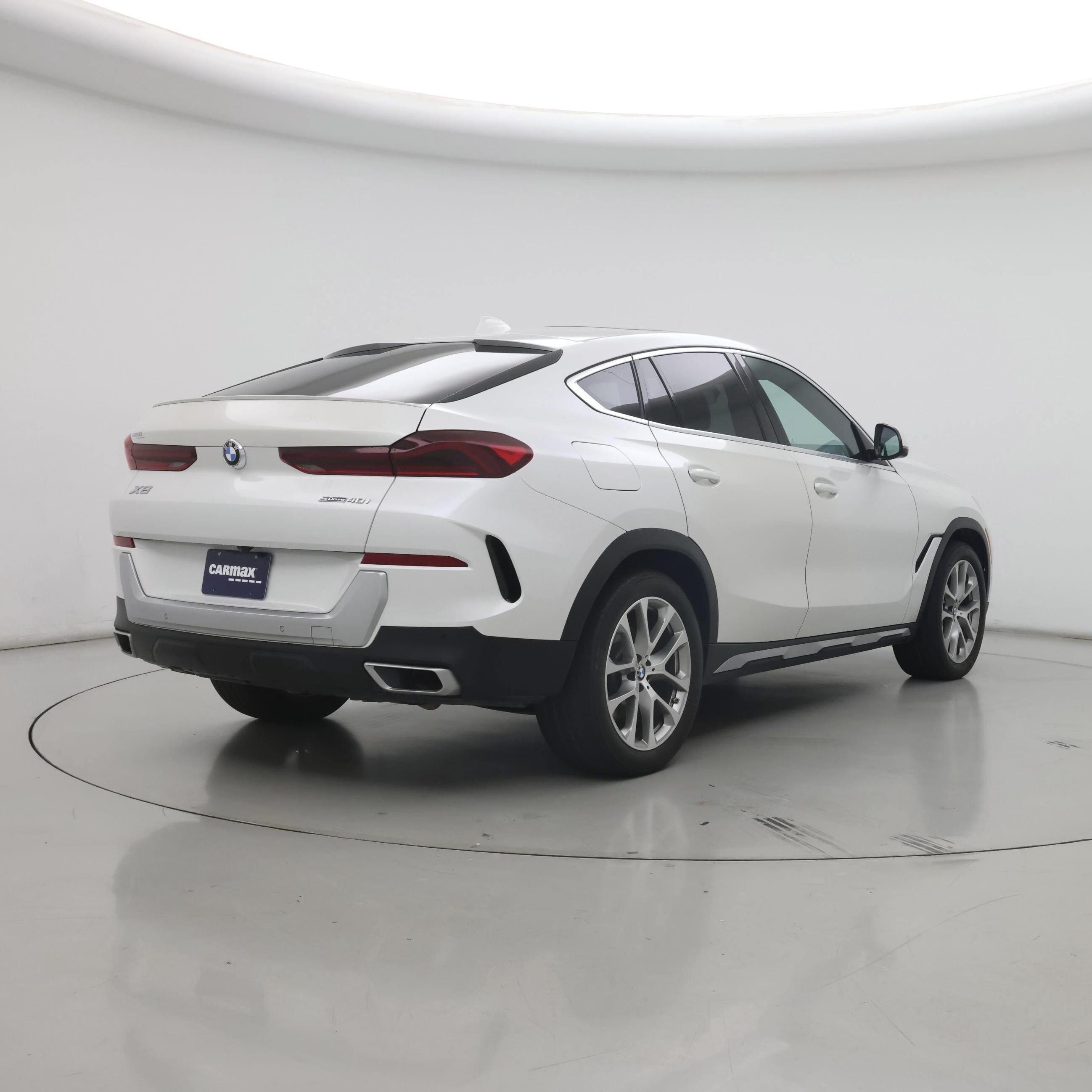 Thumbnail: 2021 BMW X6 - 8