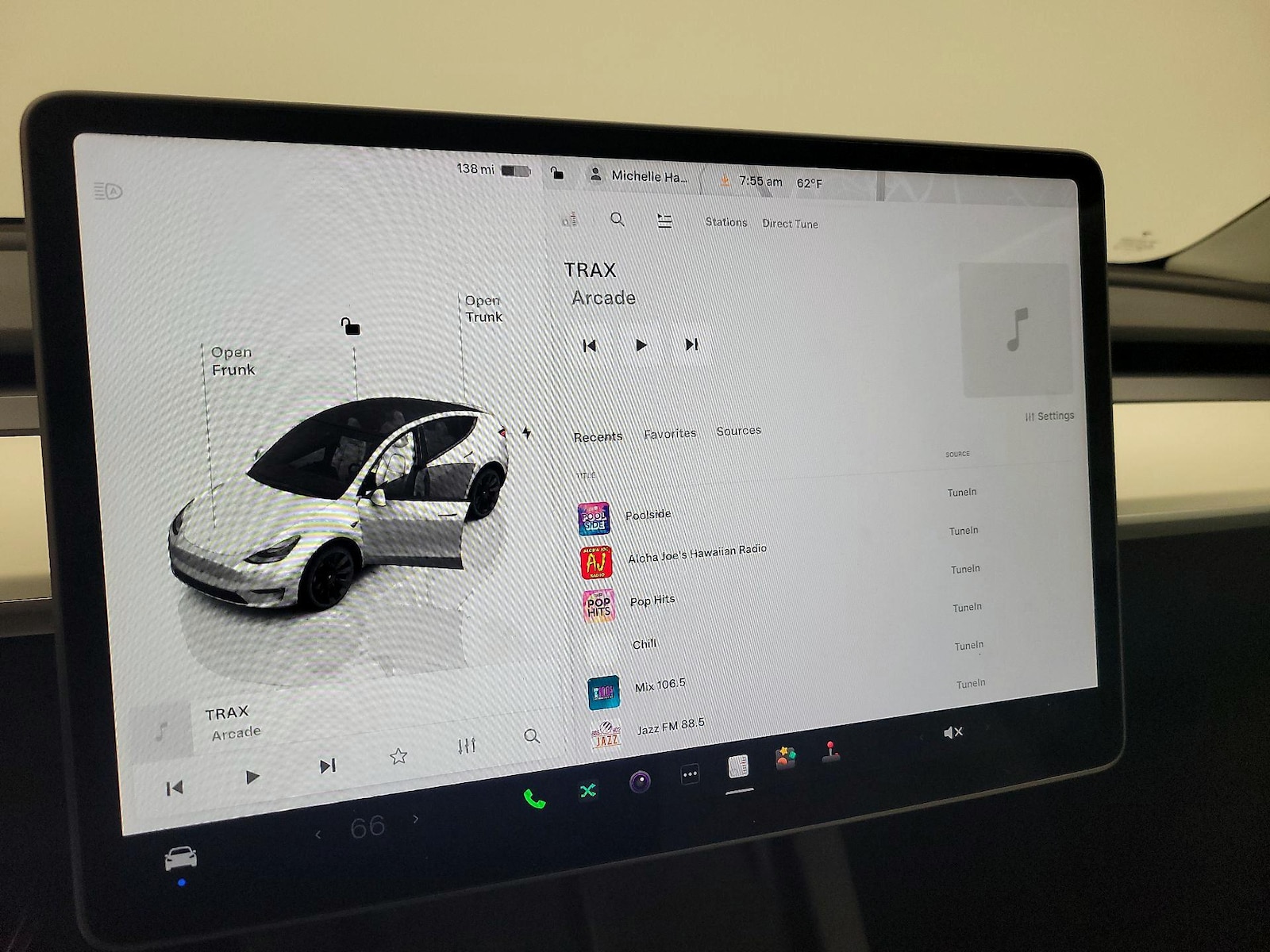 2023 Tesla Model Y Long Range - Photo 16
