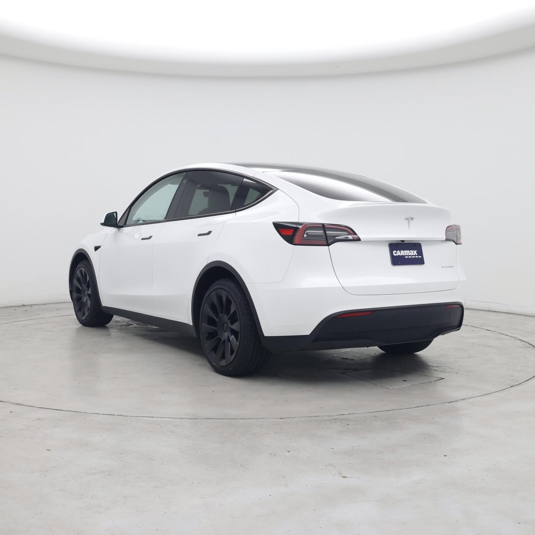 Thumbnail: 2023 Tesla Model Y - 2