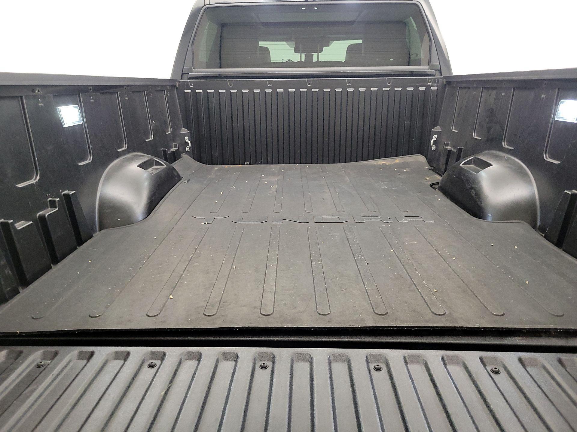 Thumbnail: 2022 Toyota Tundra - 20