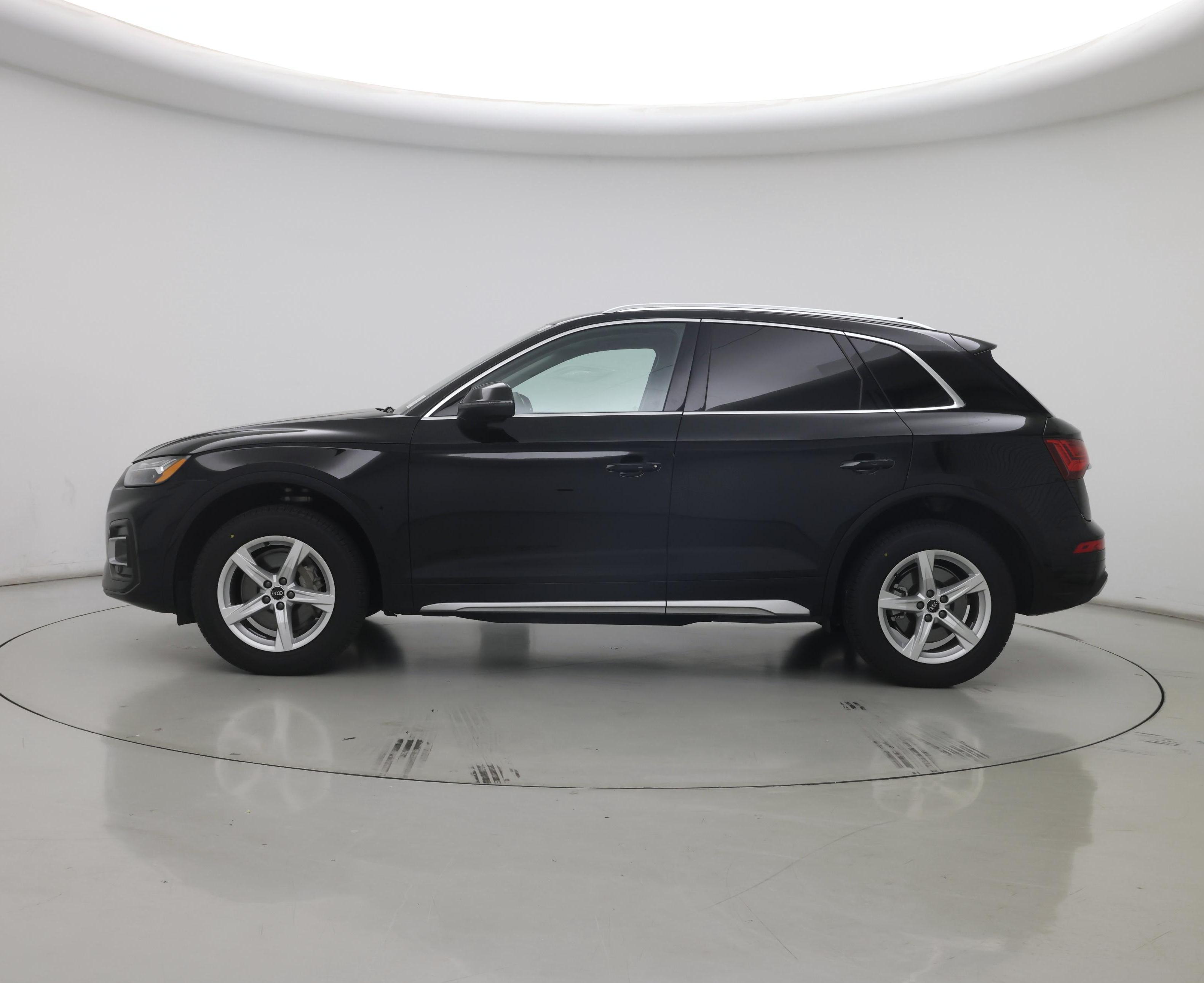 Thumbnail: 2023 Audi Q5 - 3